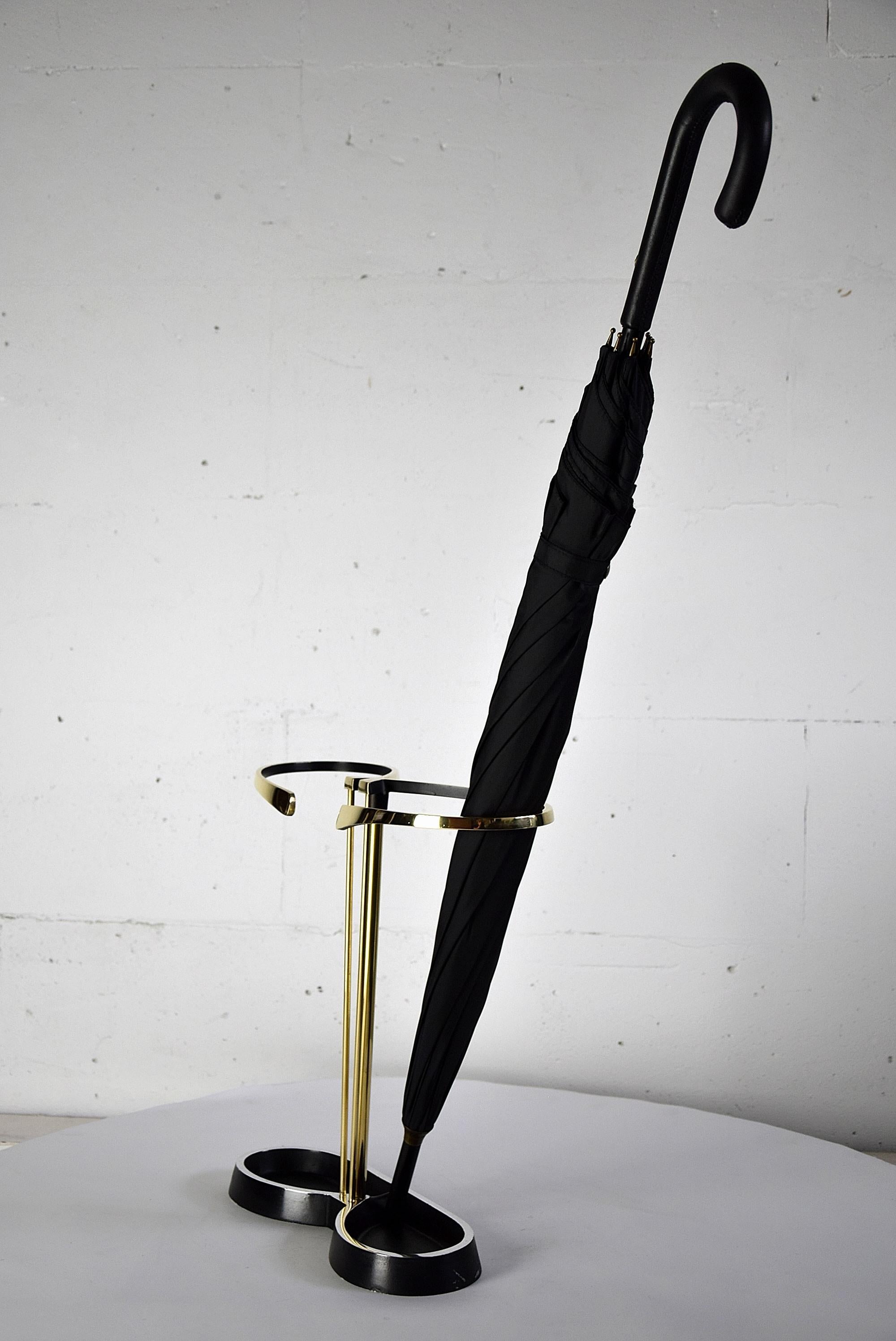 Mid-Century Modern Brass and Black Umbrella Stand For Sale 3
