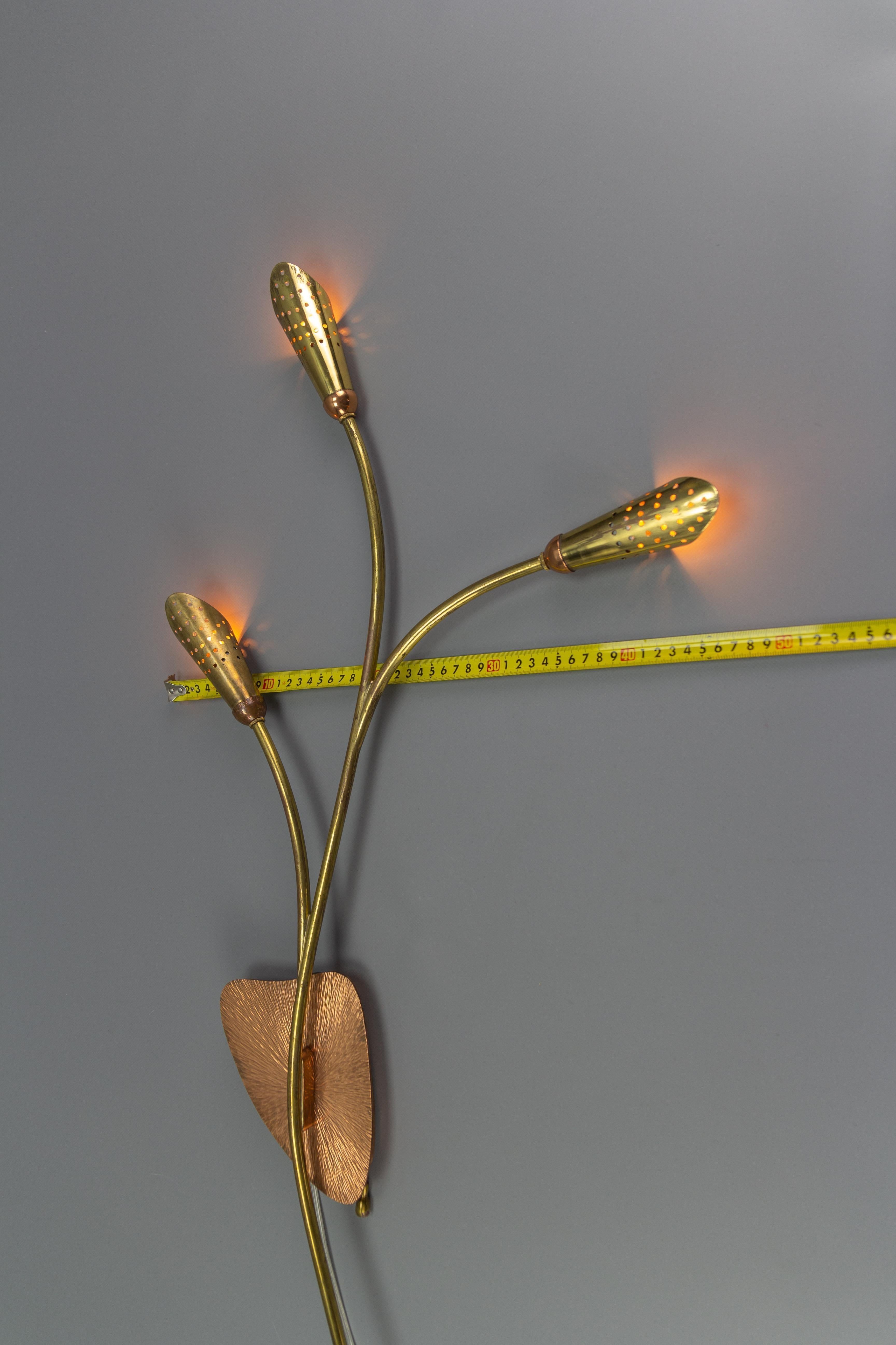 Mid-Century Modern Brass and Copper Cone-Shaped Three Light Wall Sconce For Sale 7