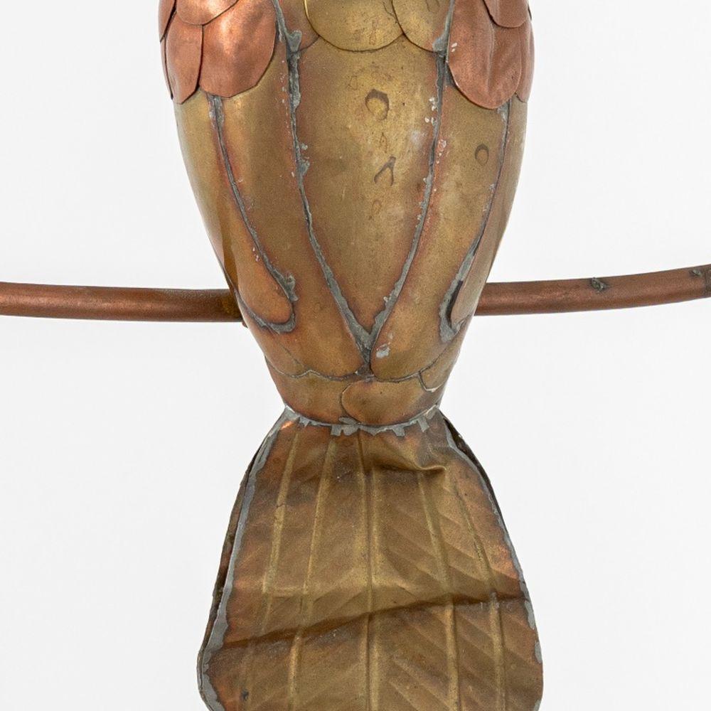 Laiton Perroquet en cuivre et laiton de style moderne du milieu du siècle en vente