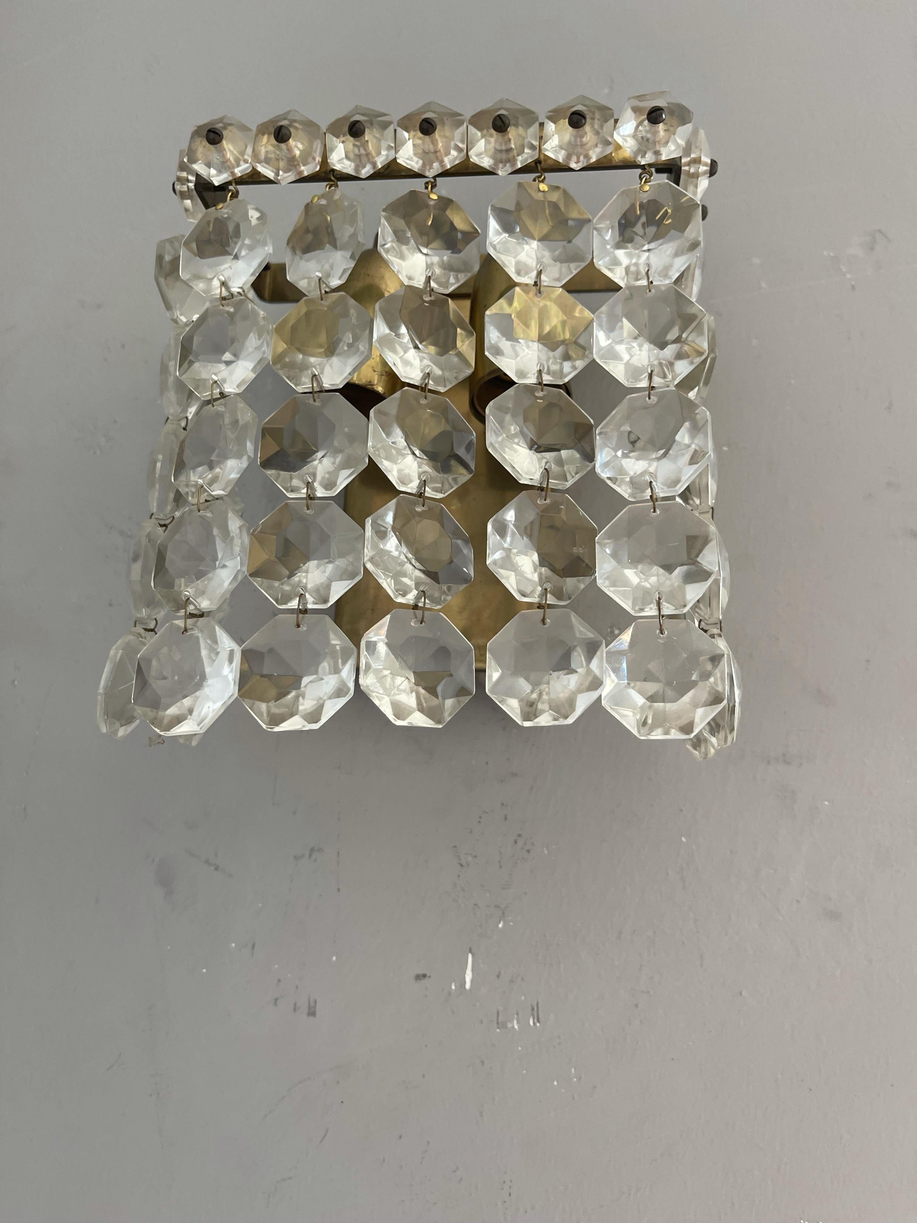 Appliques murales en laiton et verre de cristal, Italie, années 1960 / Lot de 3 en vente 9