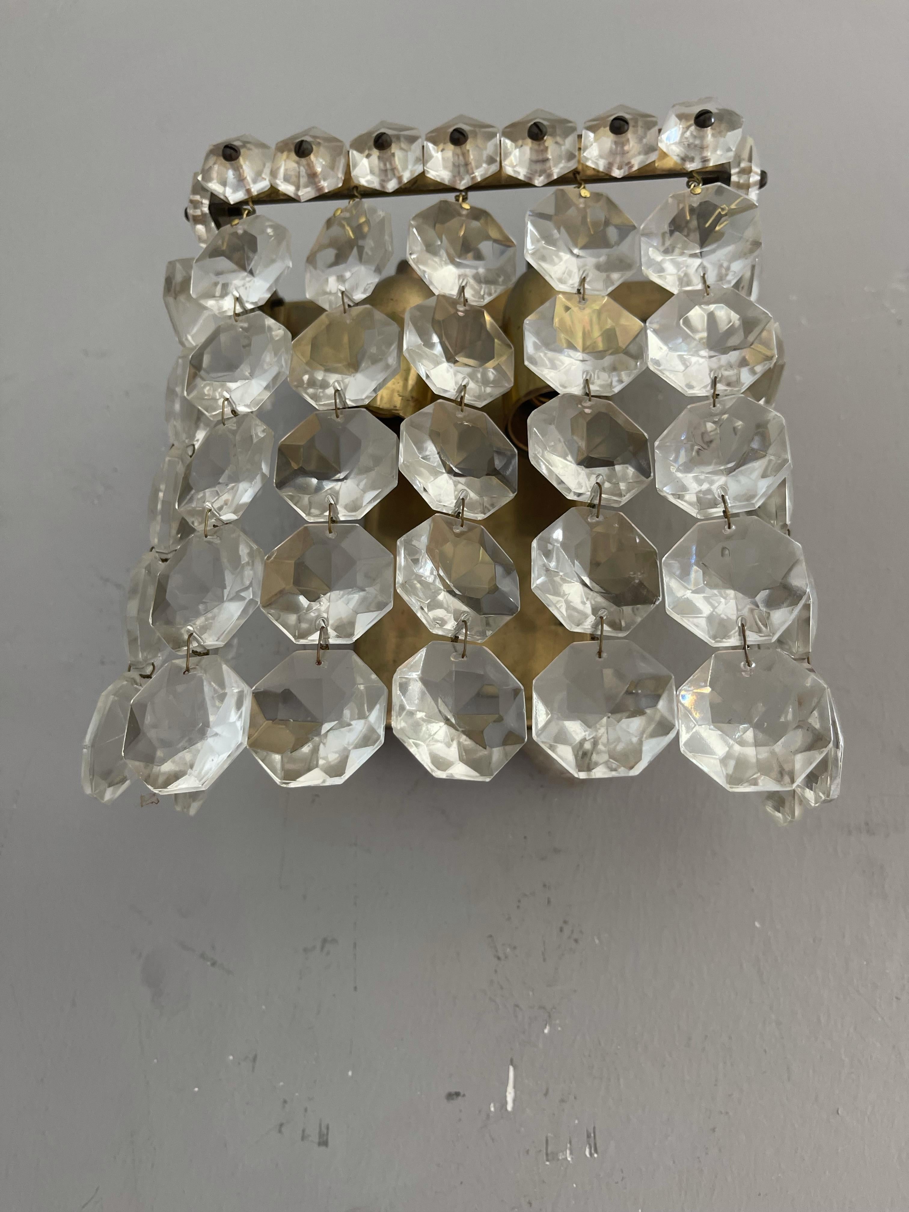 Appliques murales en laiton et verre de cristal, Italie, années 1960 / Lot de 3 en vente 11