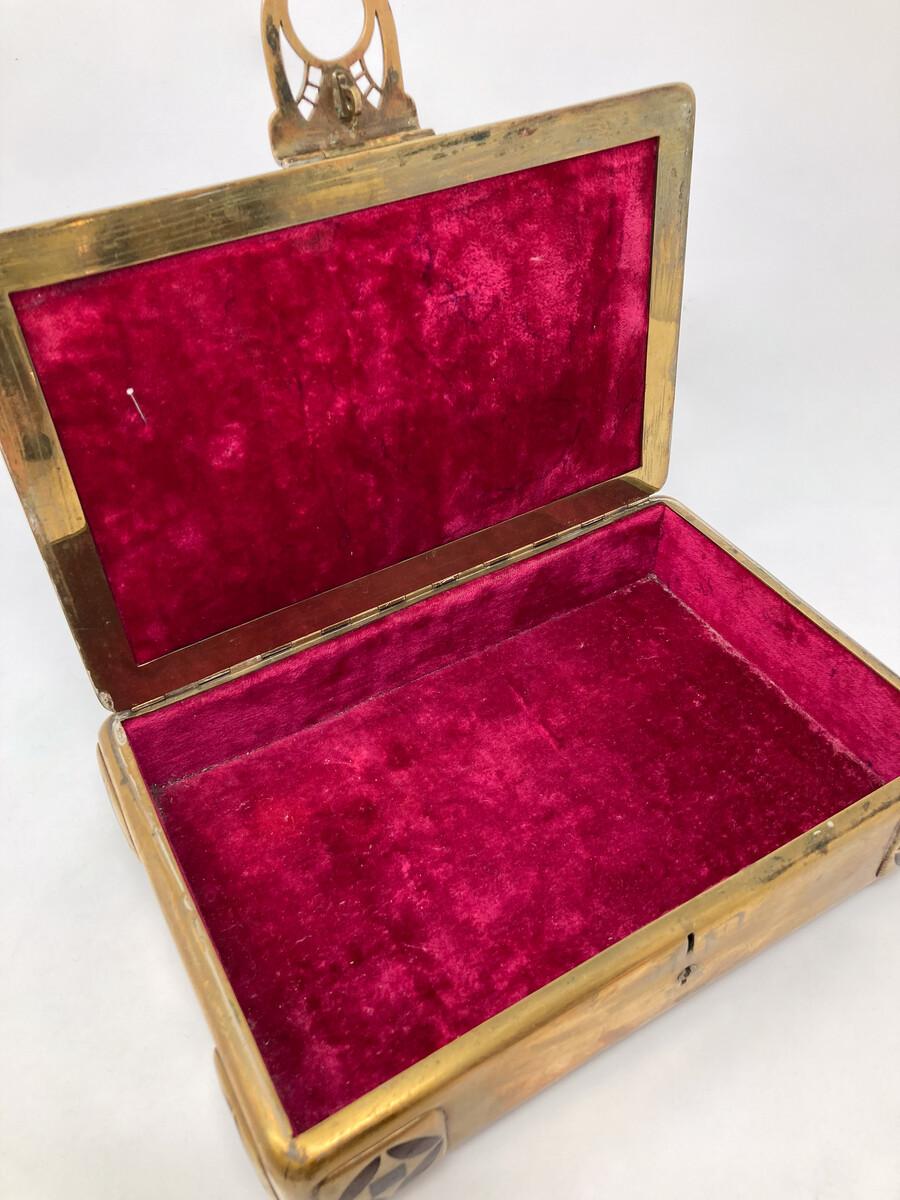 Moderne Spielkartenbox aus Messing und exotischem Holz aus der Jahrhundertmitte (20. Jahrhundert) im Angebot