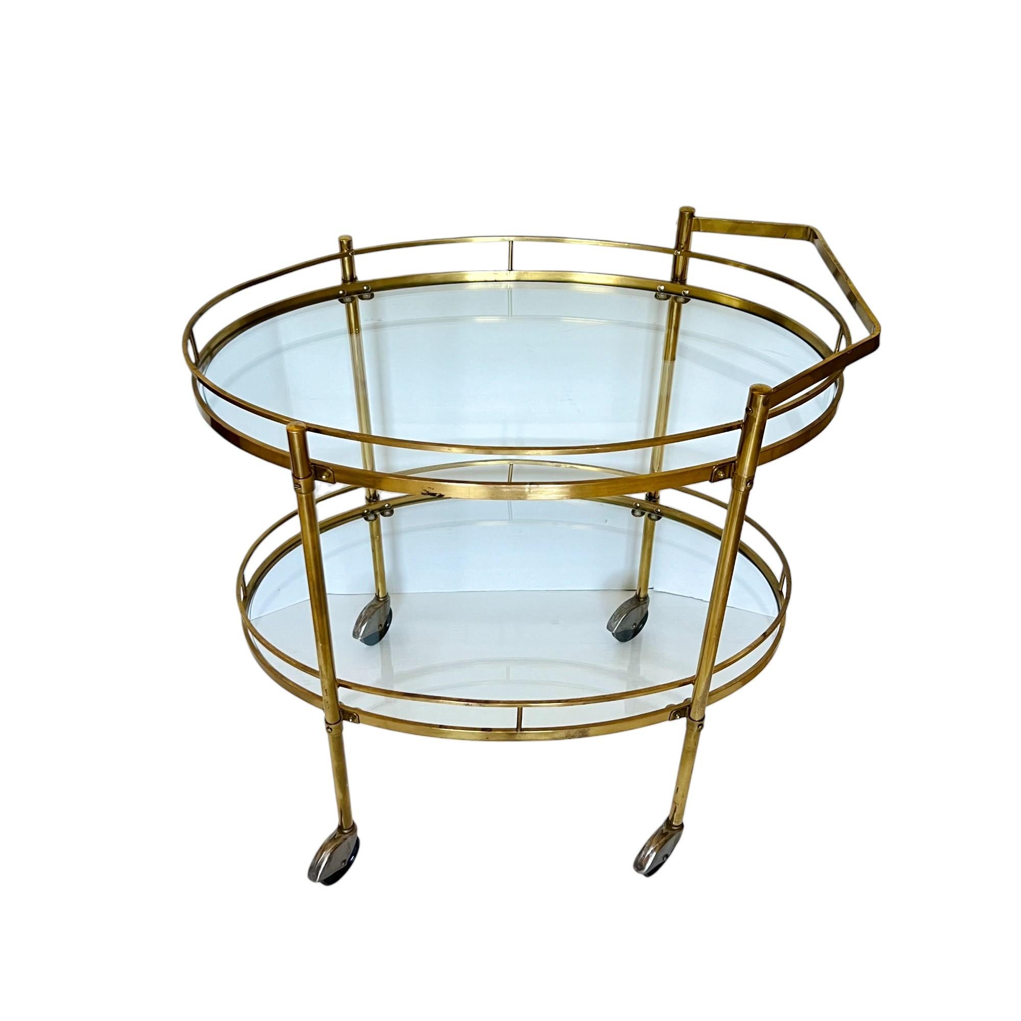 Mid-Century Modern Brass and Glass Bar Cart, 1960s In Good Condition For Sale In Harlingen, TX