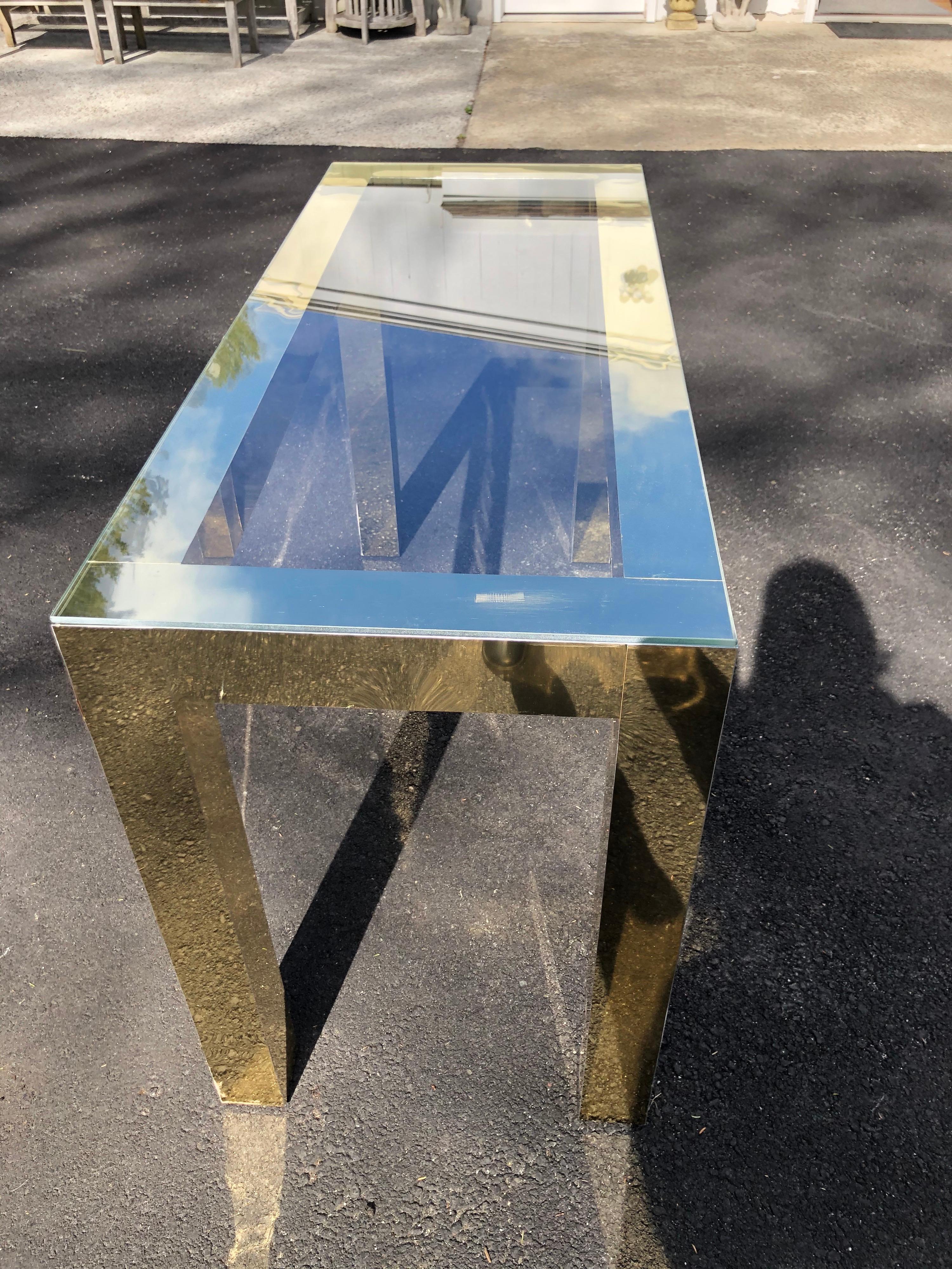 Mid-Century Modern Brass and Glass Console For Sale 3