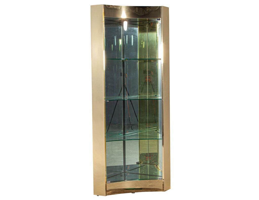 Mid-Century Modern Brass And Glass Corner Curio Display Cabinet For Sale 5