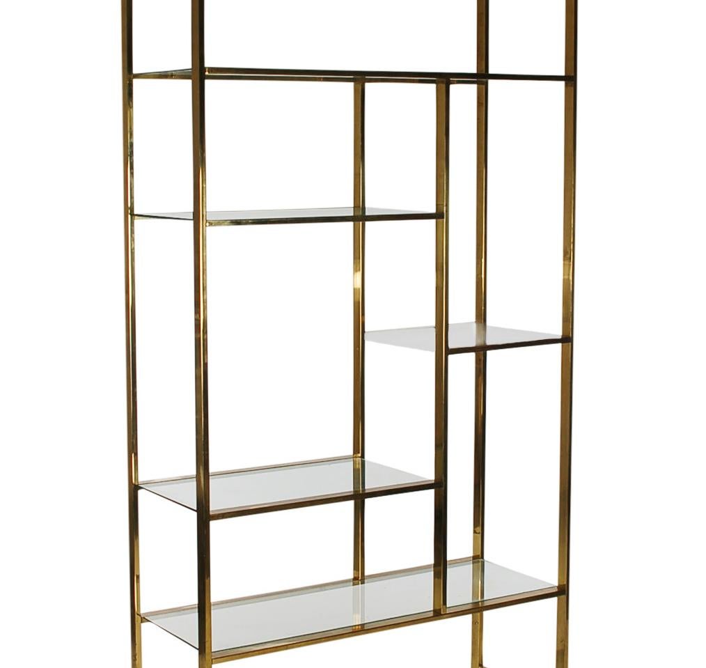 Mid-Century Modern Brass and Glass Étagère Attributed to Milo Baughman In Excellent Condition In Philadelphia, PA
