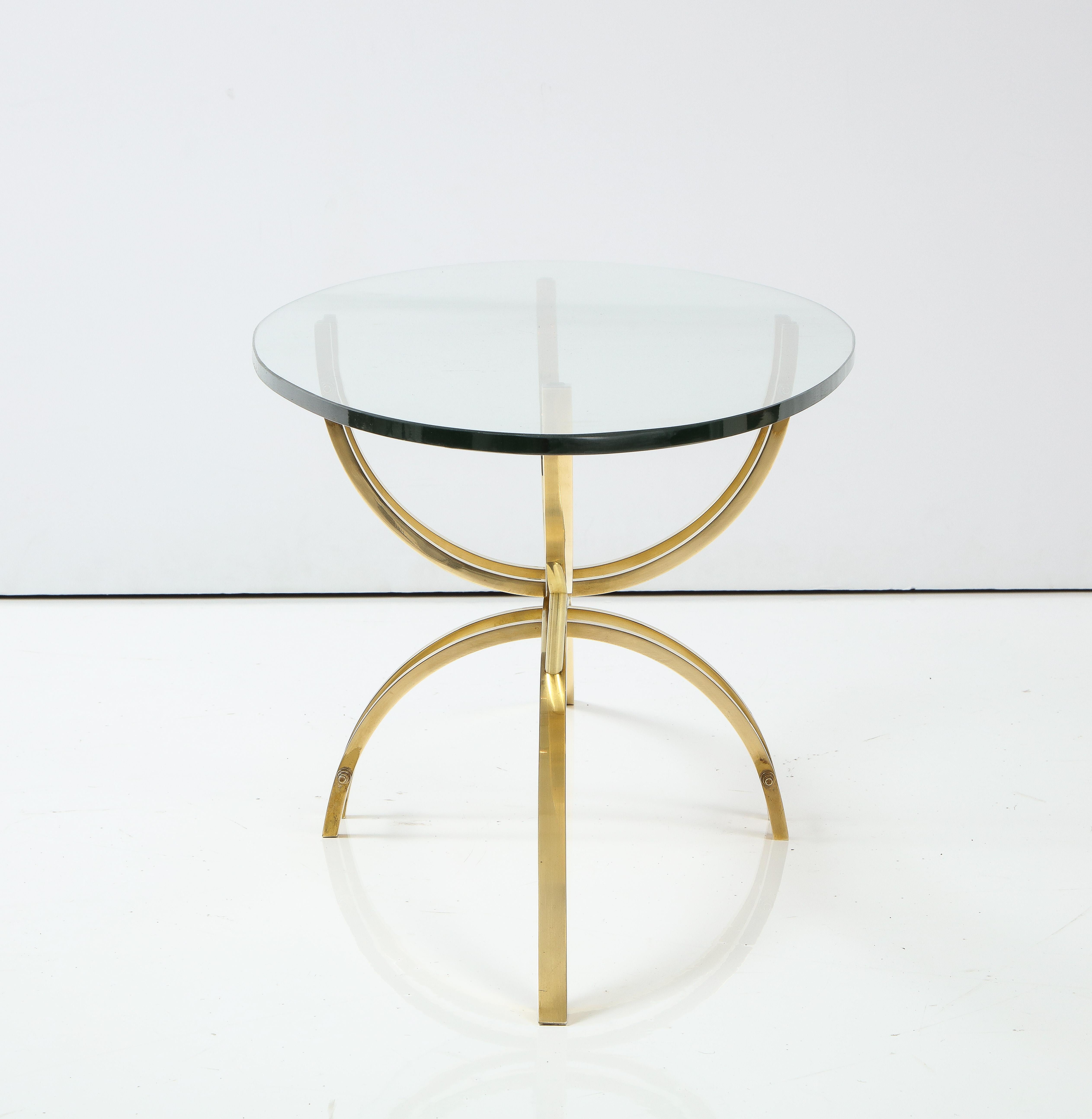 Mid-Century Modern Brass And Glass Oval Coffee Table 5