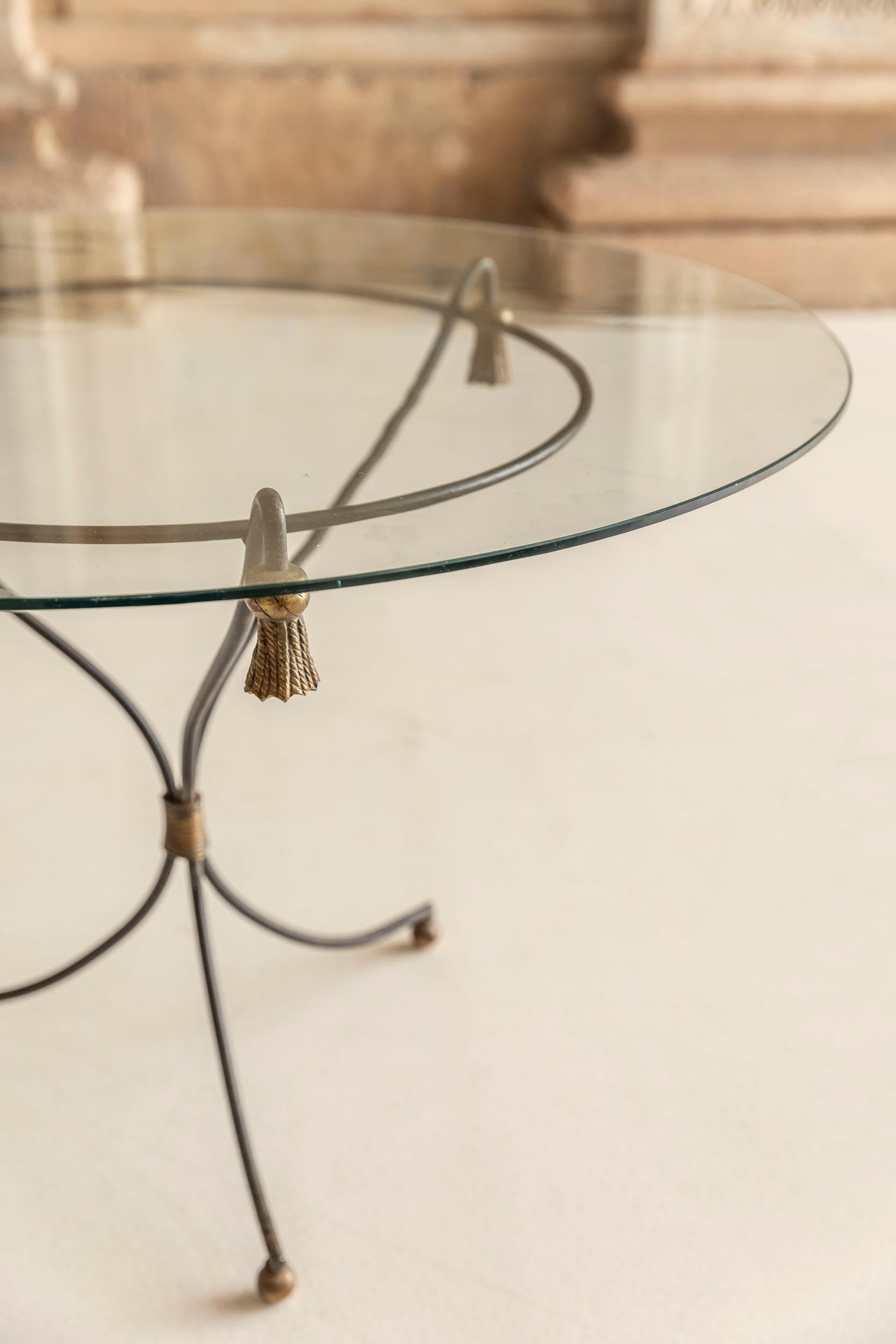 Mid-Century Modern Brass and Glass Side Table, France, 1960s In Excellent Condition For Sale In Piacenza, Italy