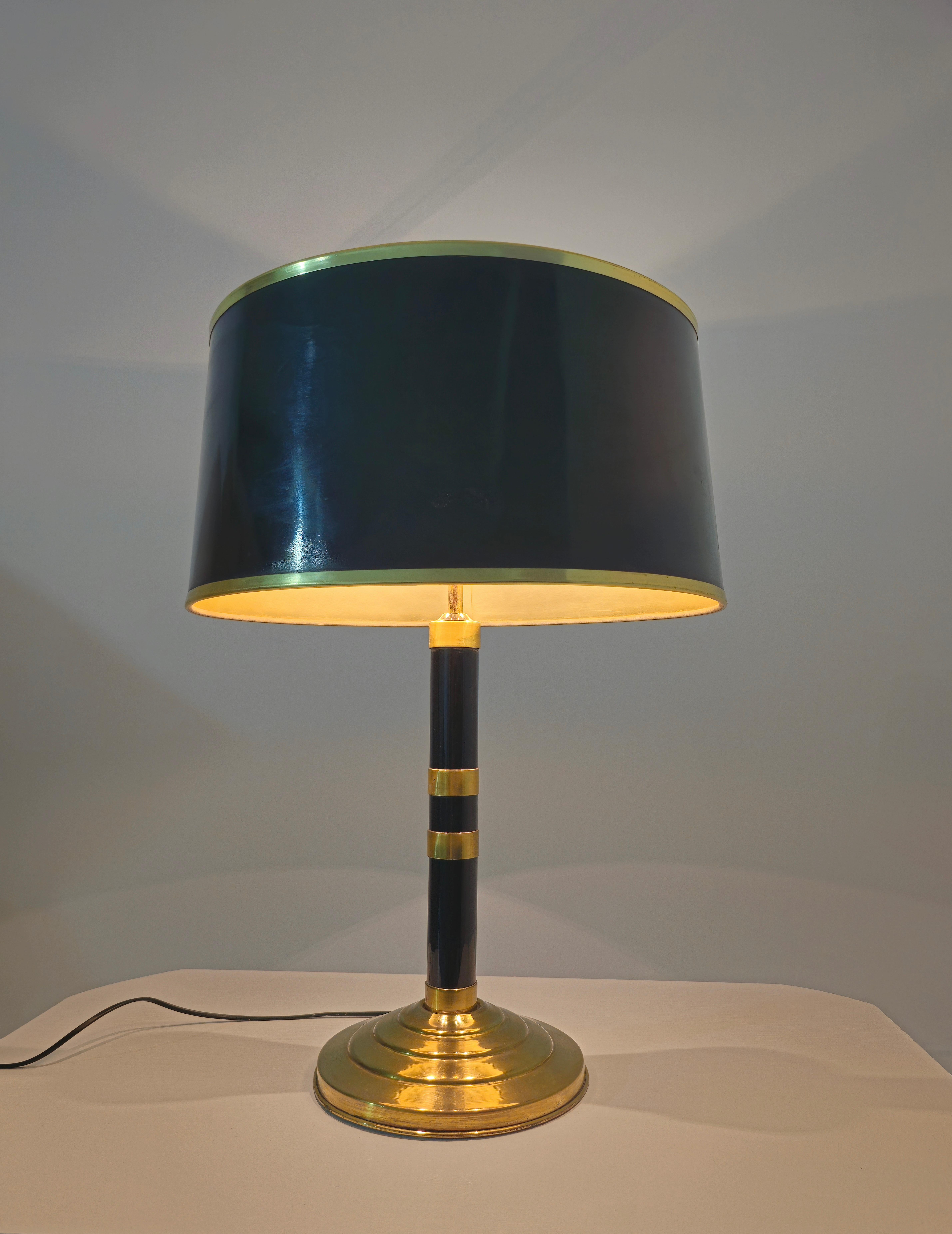 Lampada da tavolo di metà secolo in ottone e vetro regolabile in nero Design/One anni '60 In condizioni buone in vendita a Palermo, IT