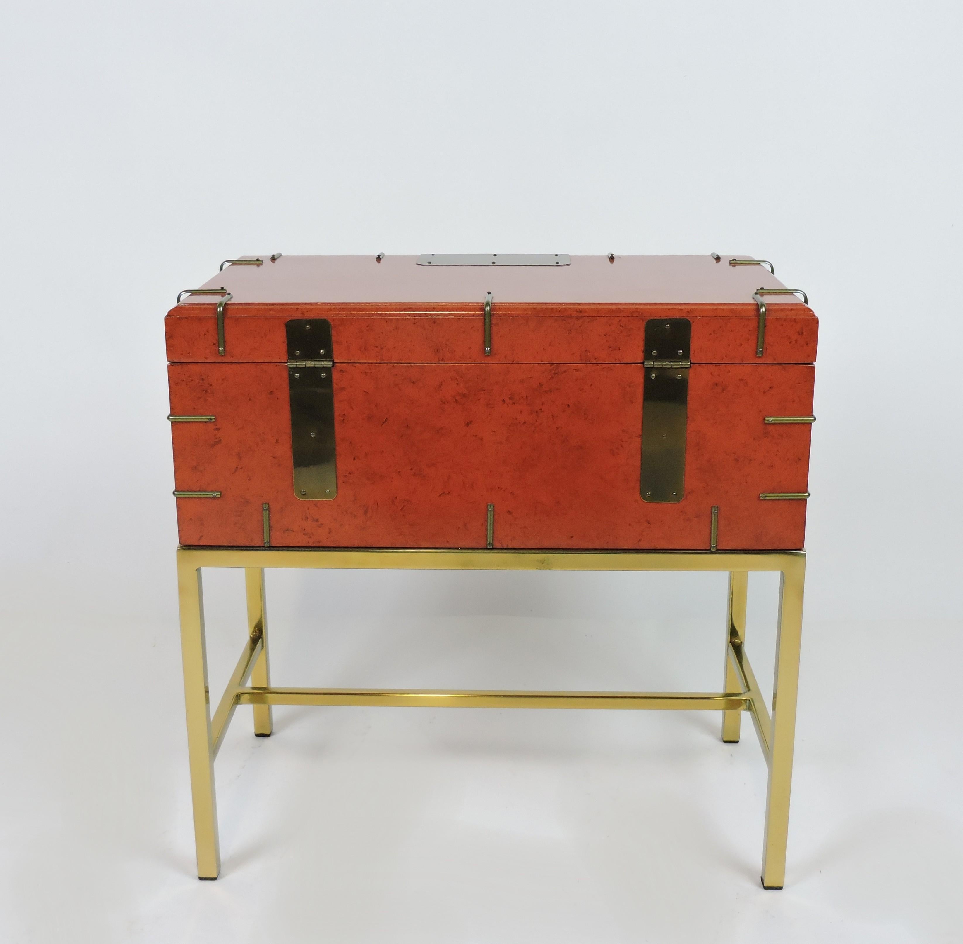 Mid Century Modern Brass and Lacquer Vintage Campaign Style Chest or End Table In Good Condition In Chesterfield, NJ