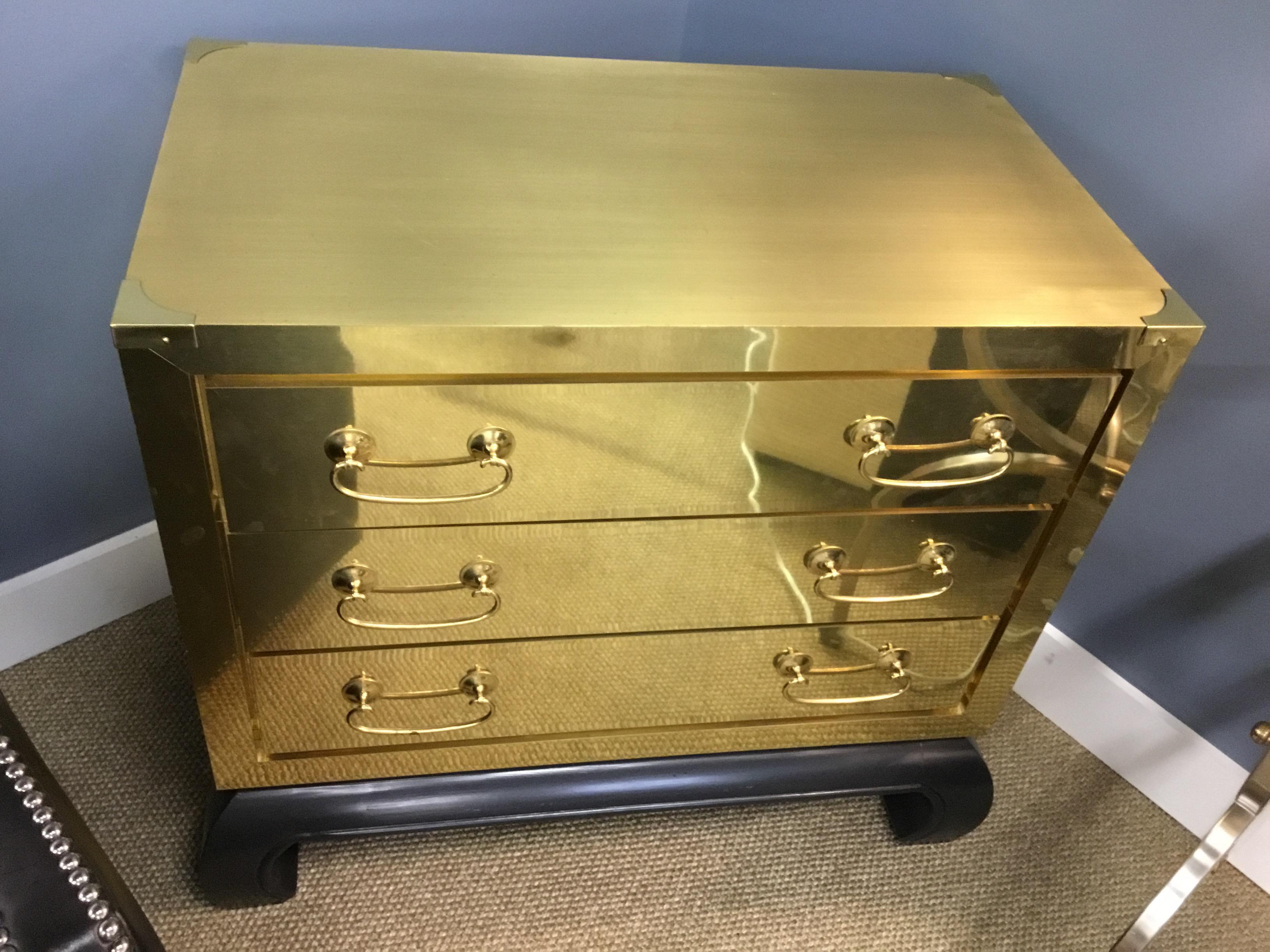 Mid-Century Modern Brass and Lacquer Wood Campaign Chest 7