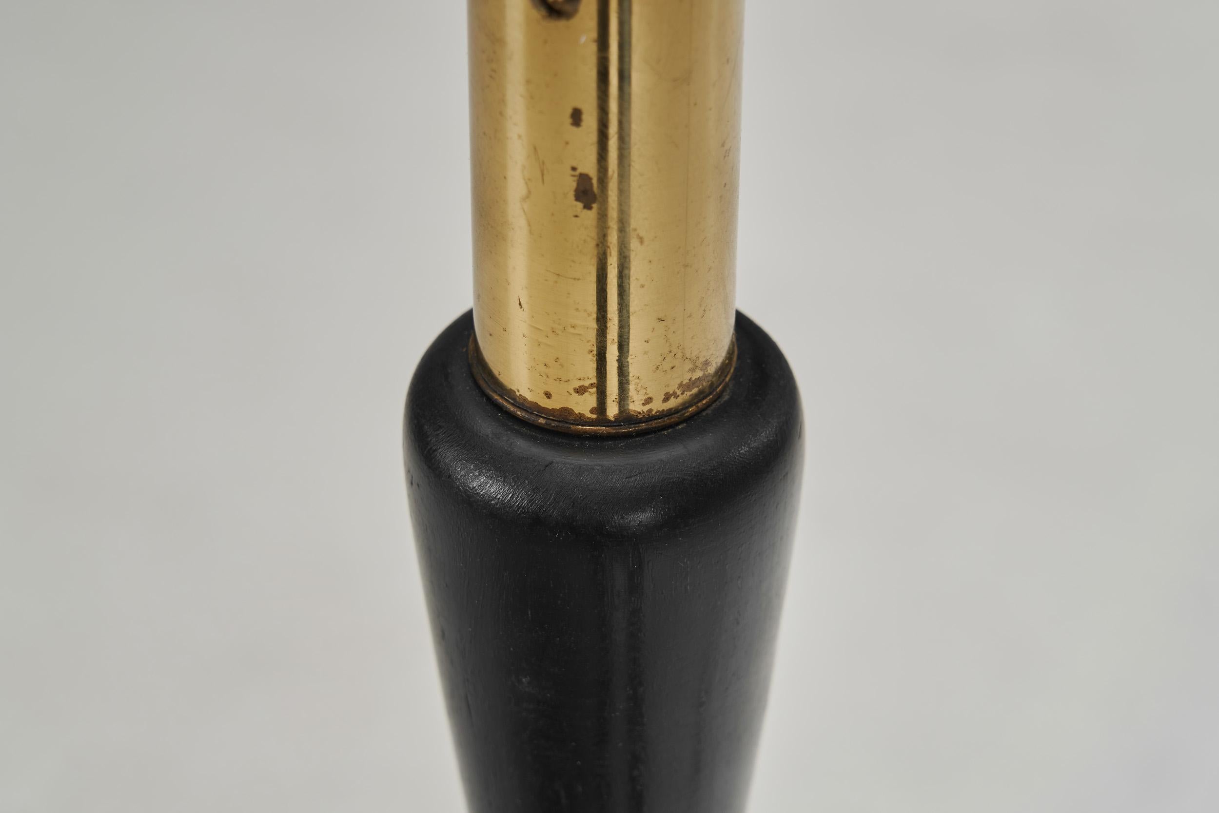 Mid-Century Modern Brass and Lacquered Metal Floor Lamp, Sweden 1950s 10
