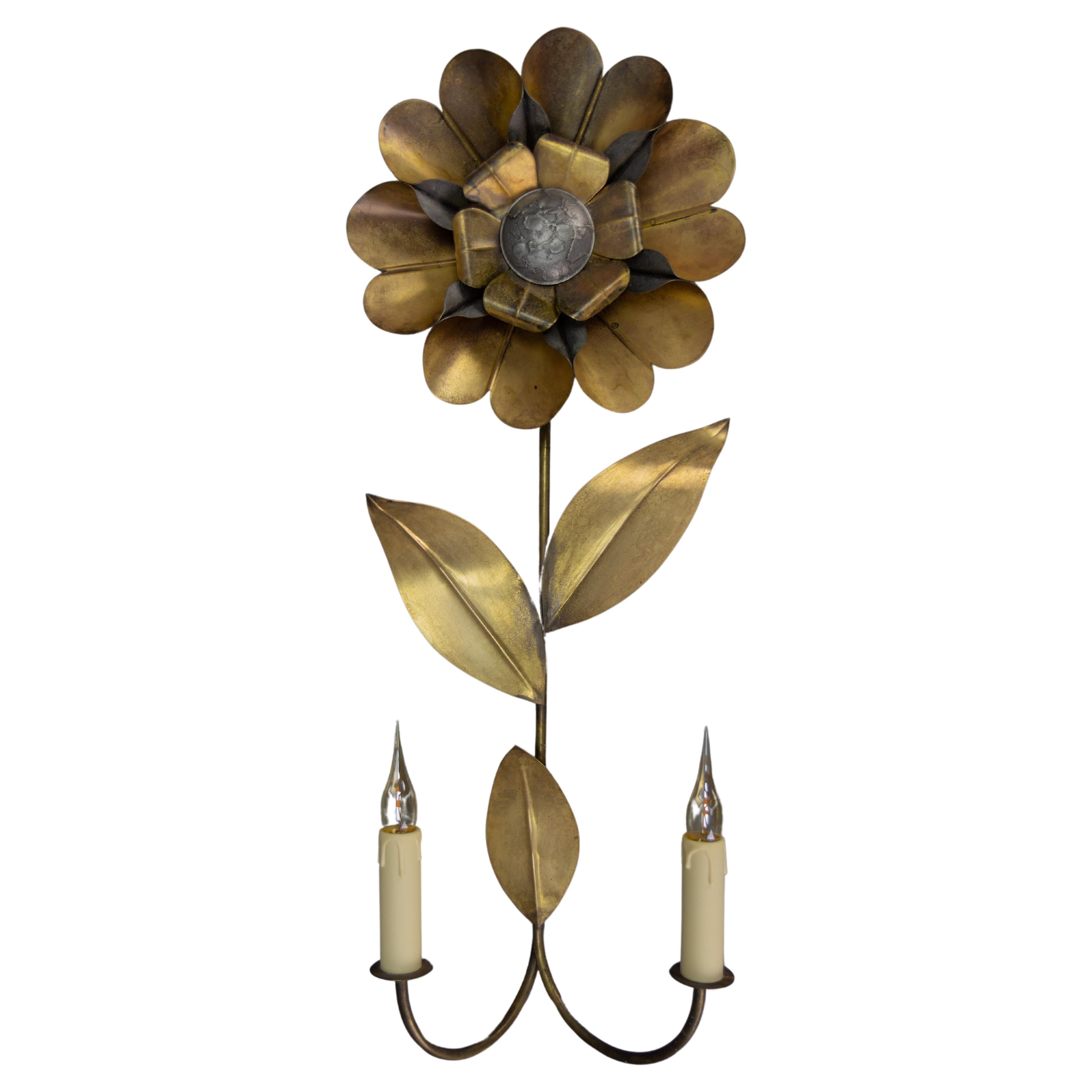 Mid-Century Modern Brass and Metal Flower-Shaped Twin Arm Sconce, France, 1950s For Sale