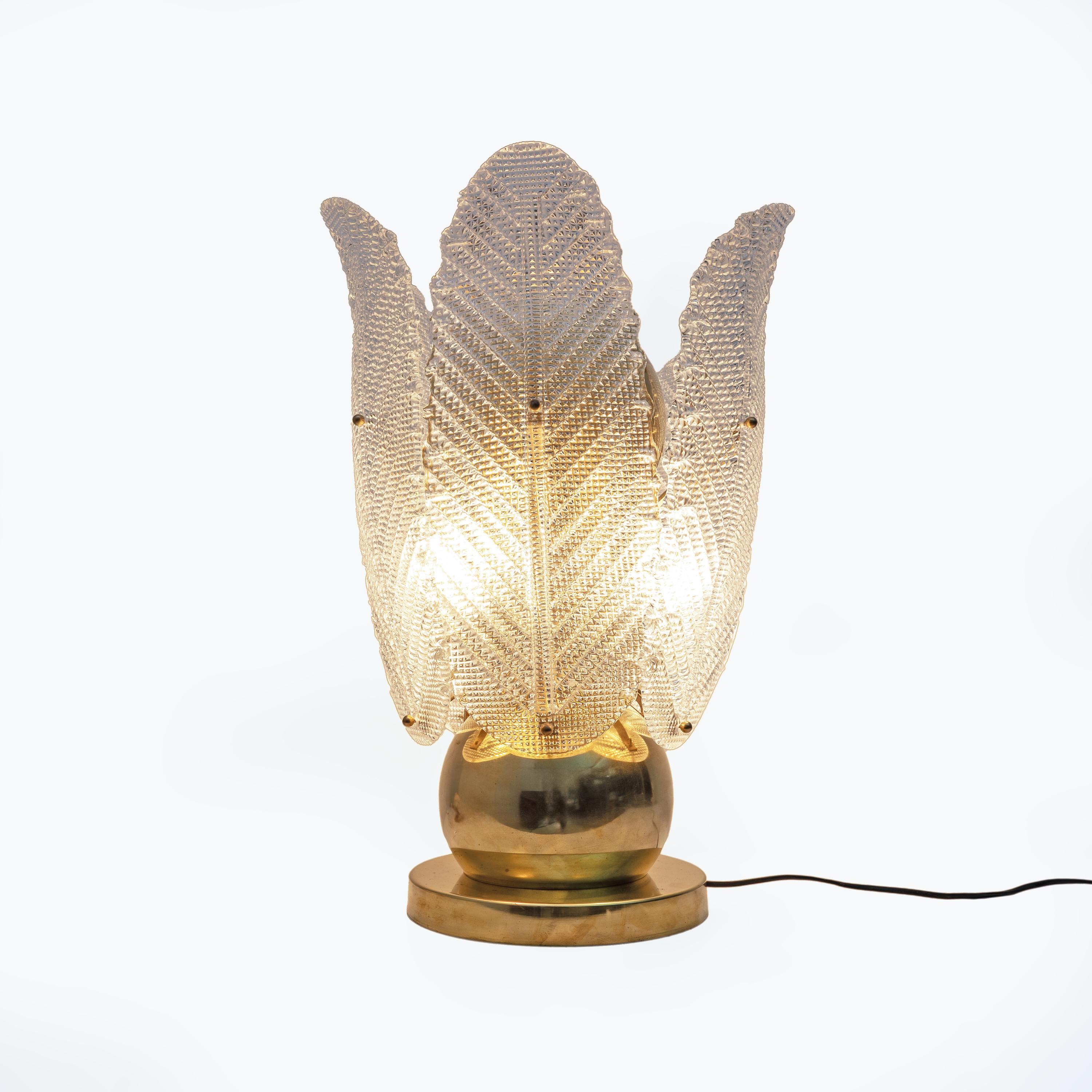 Mid-Century Modern Mid-century Modern Brass and Murano Glass Big Table Lamp by Mazzega For Sale