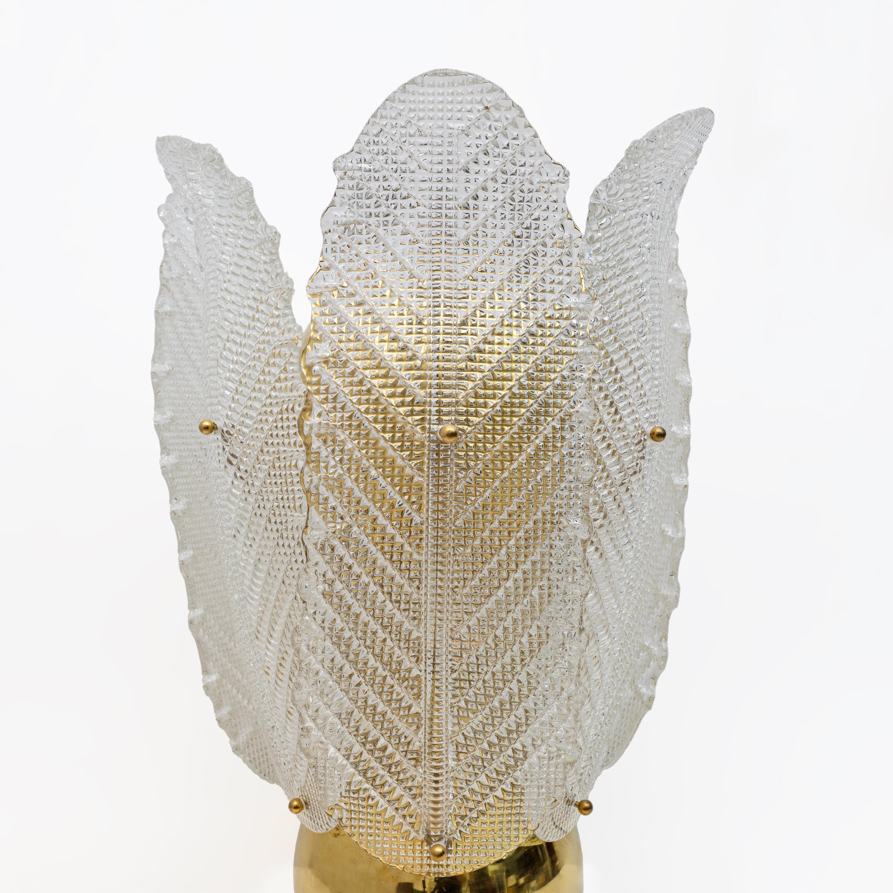 Italian Mid-century Modern Brass and Murano Glass Big Table Lamp by Mazzega For Sale