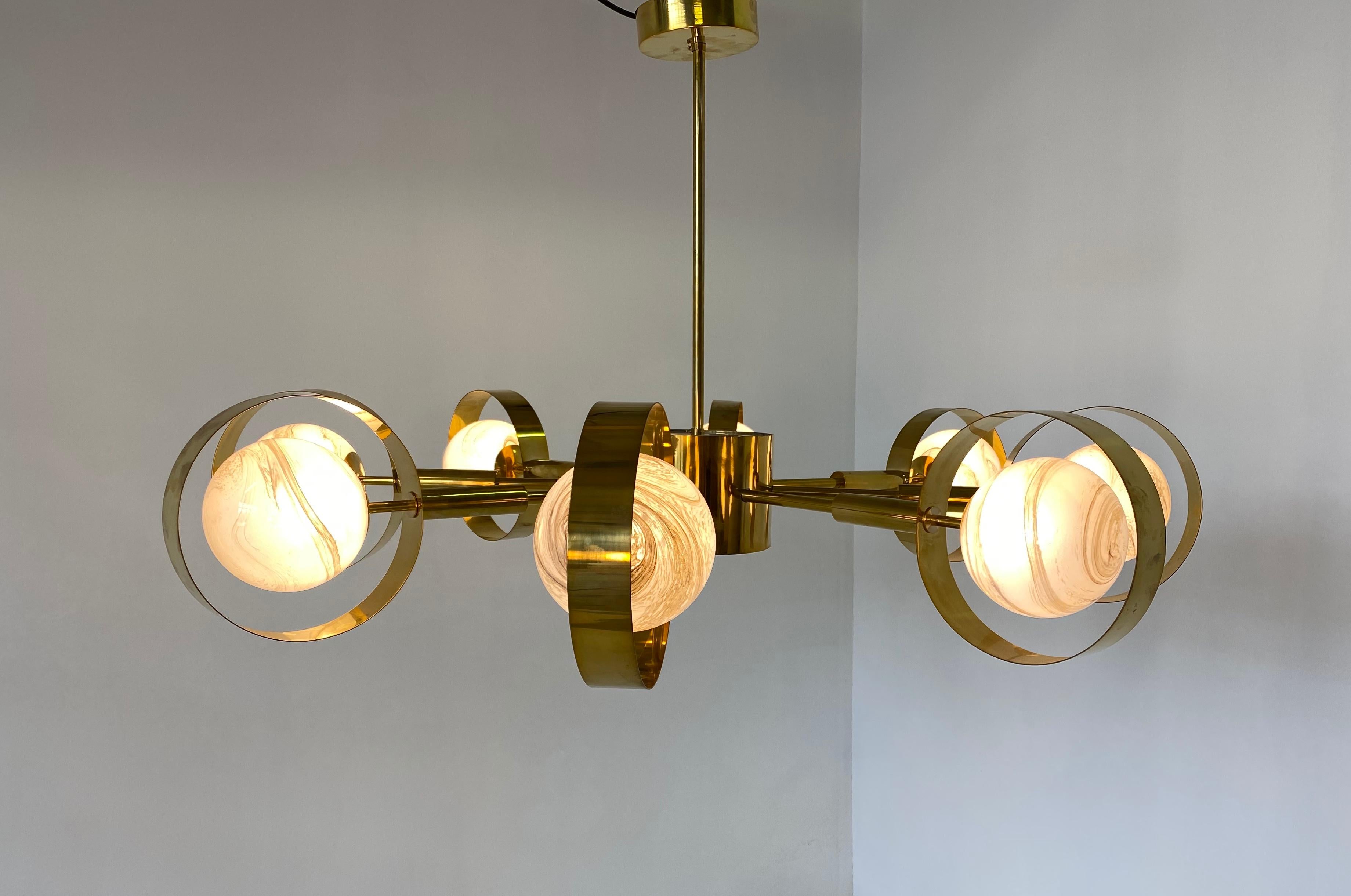 Mid-Century Modern Brass and Murano Glass Chandelier In Good Condition In Meda, MB