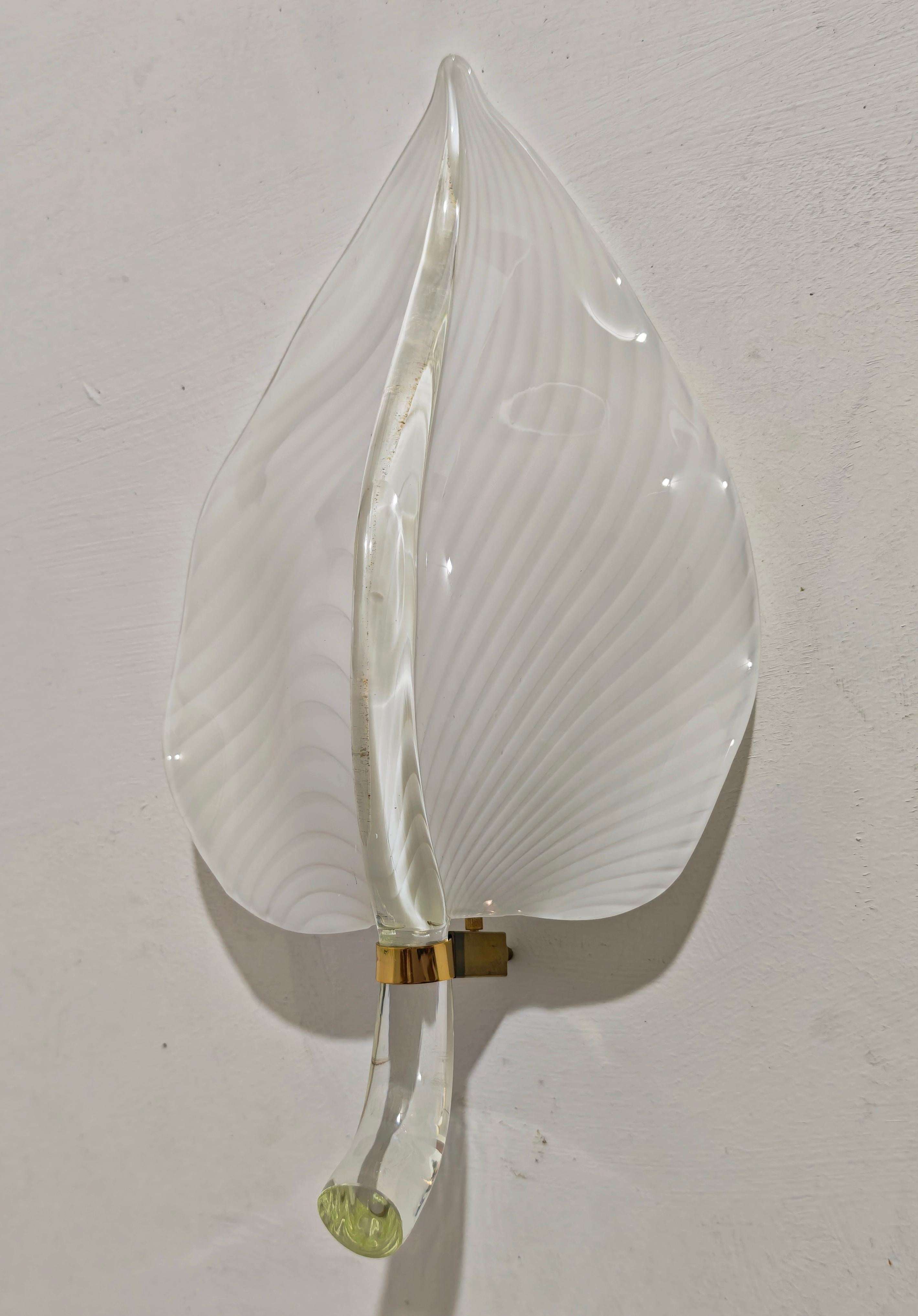 Lampadario a foglie in ottone e vetro di Murano della metà del secolo scorso Franco Luce Italia 70 in vendita 12
