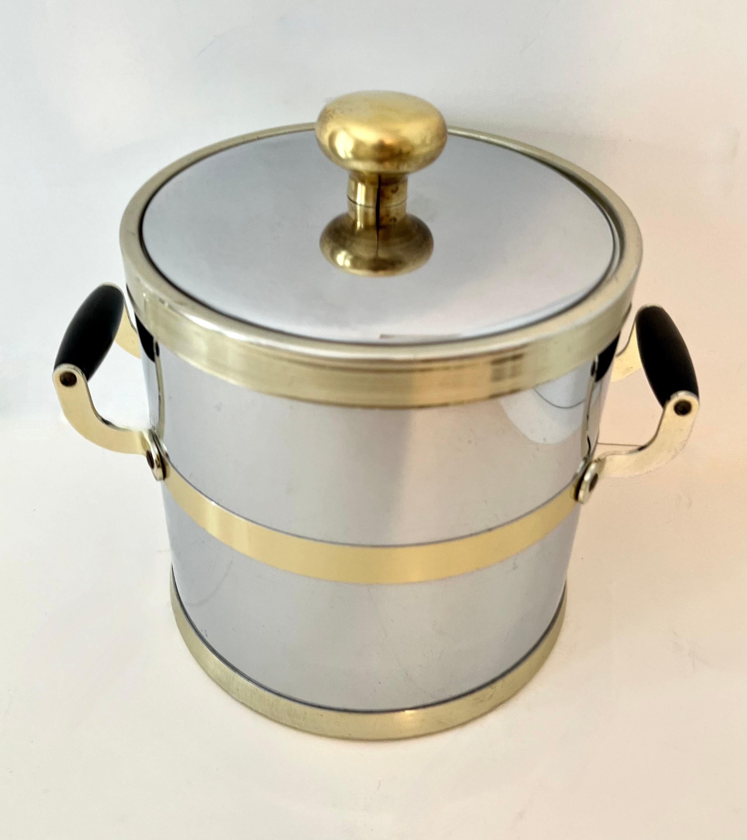 20th Century Mid-Century Modern Brass and Polished Chrome Ice Bucket For Sale