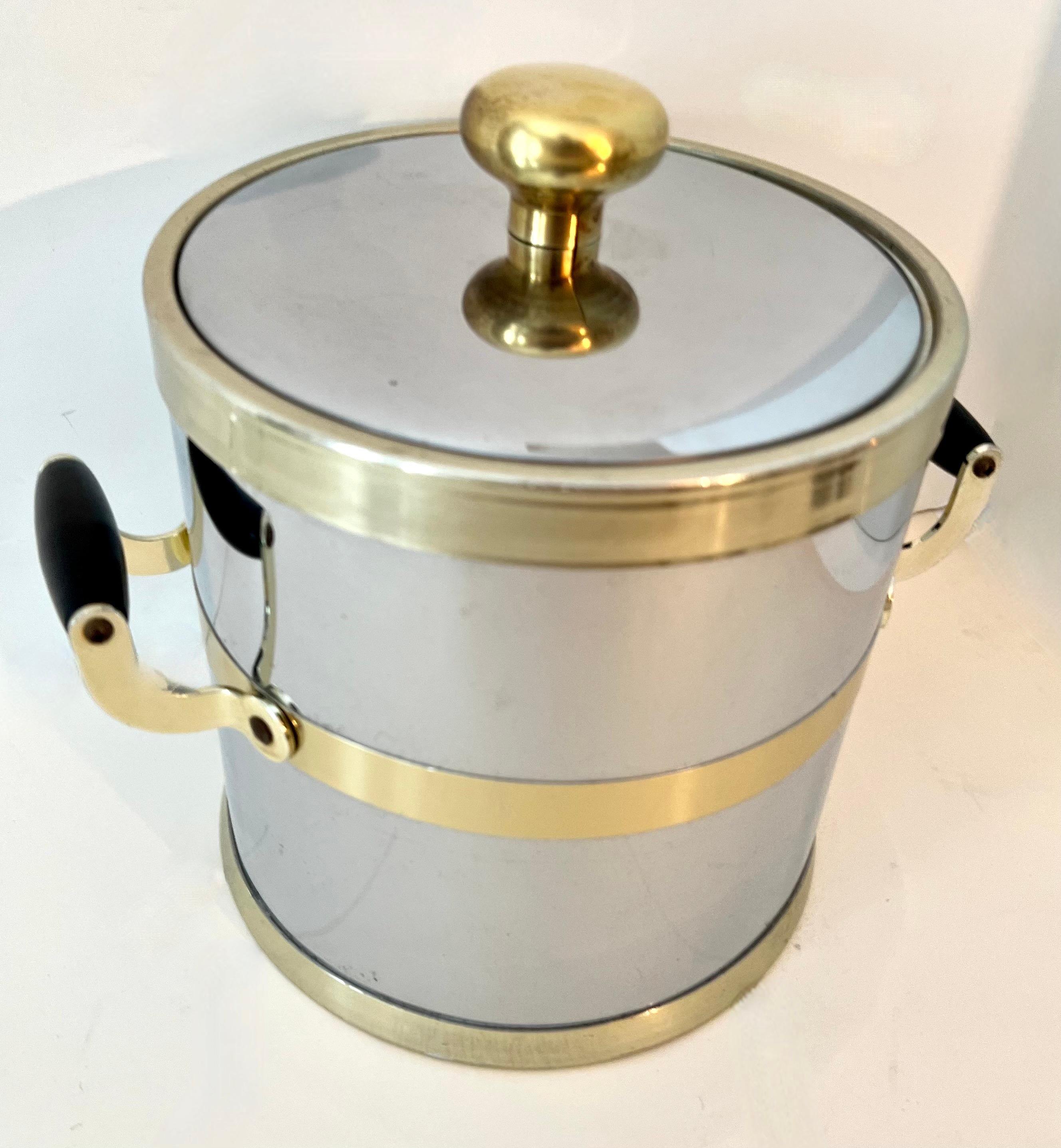 20th Century Mid-Century Modern Brass and Polished Chrome Ice Bucket For Sale