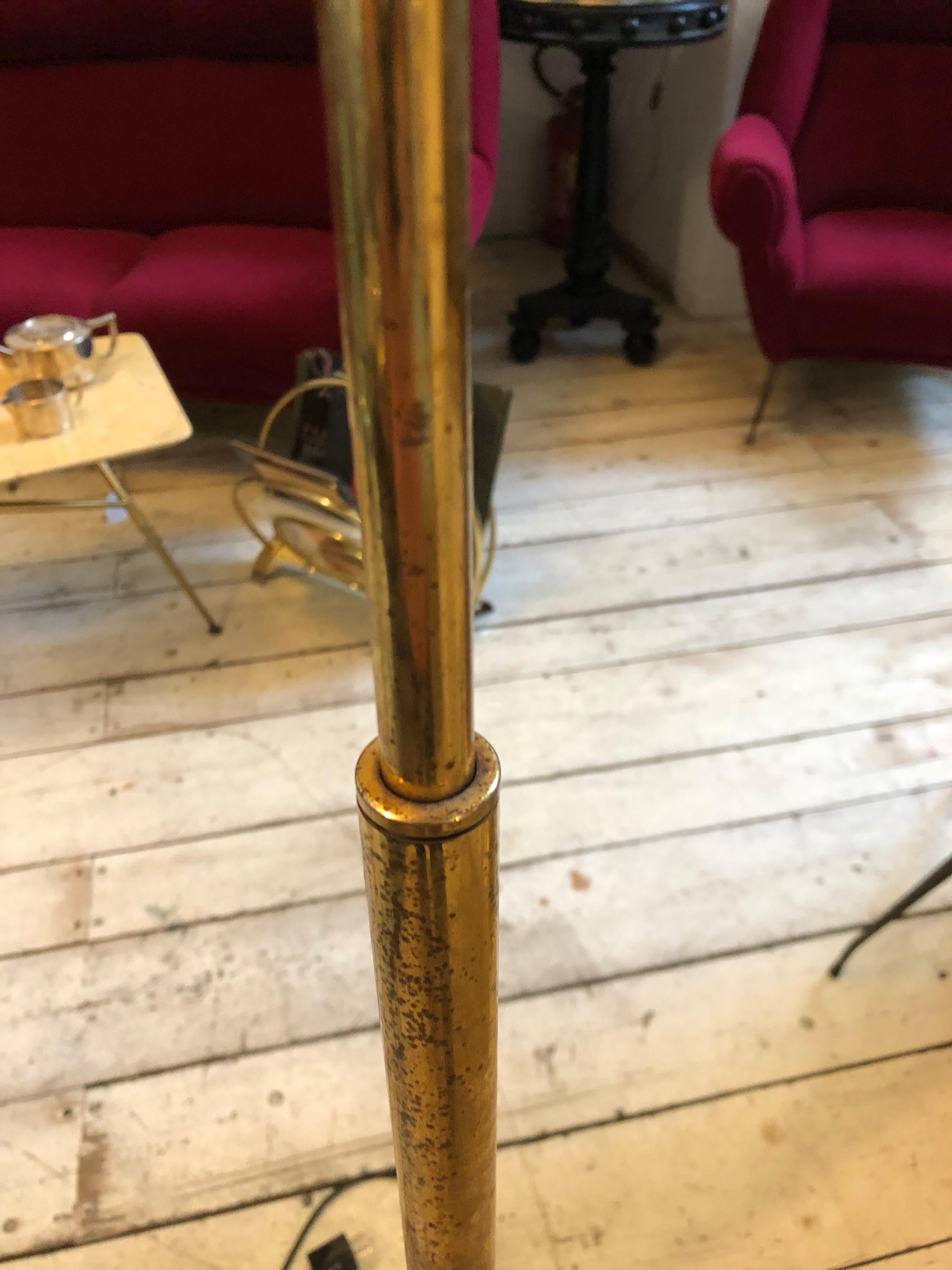 1950s Mid-Century Modern Brass and Red Glass Italian Floor Lamp For Sale 6