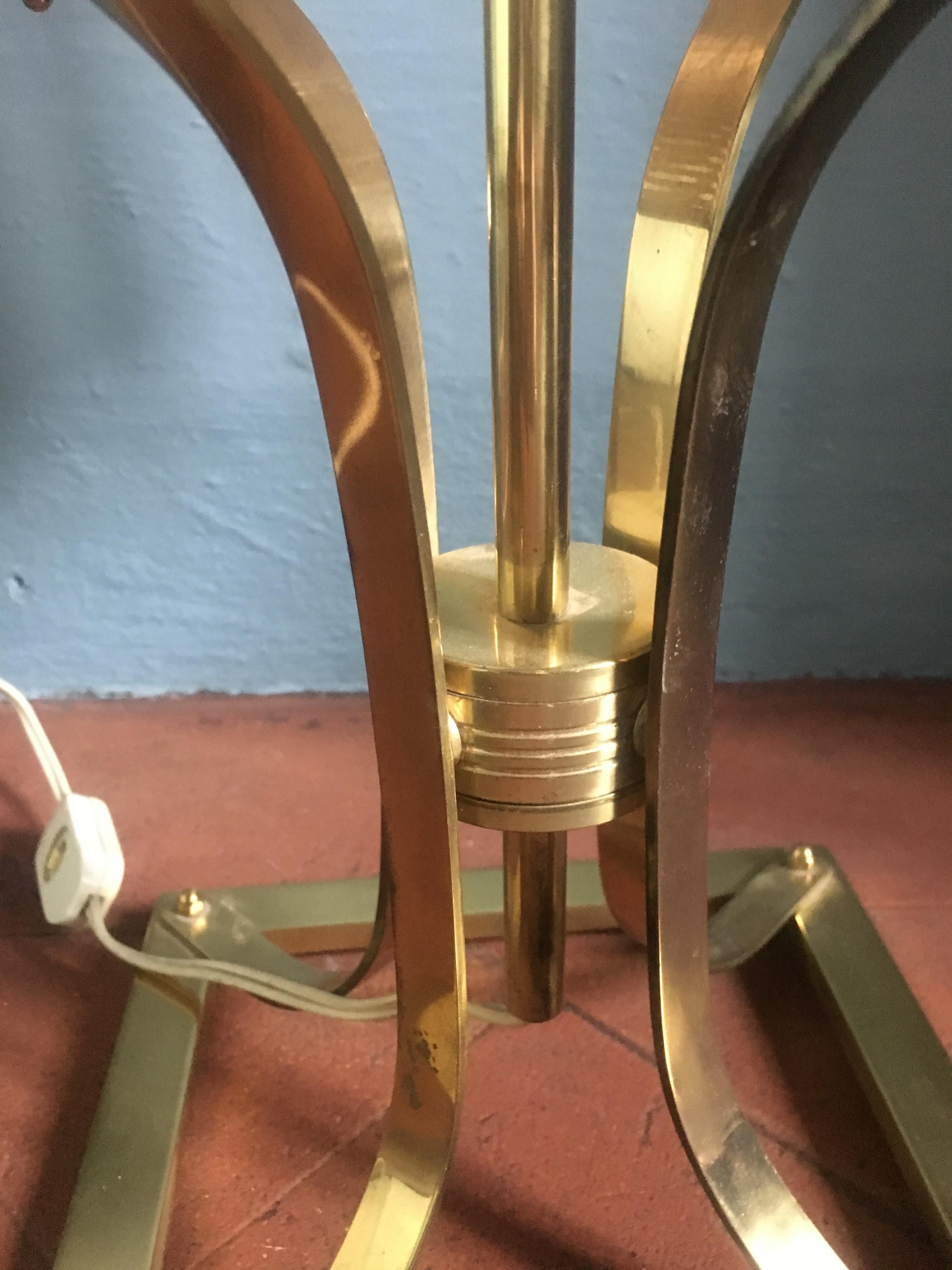 Mid-Century Modern Brass and Straw Table Lamp, 1970s For Sale 8