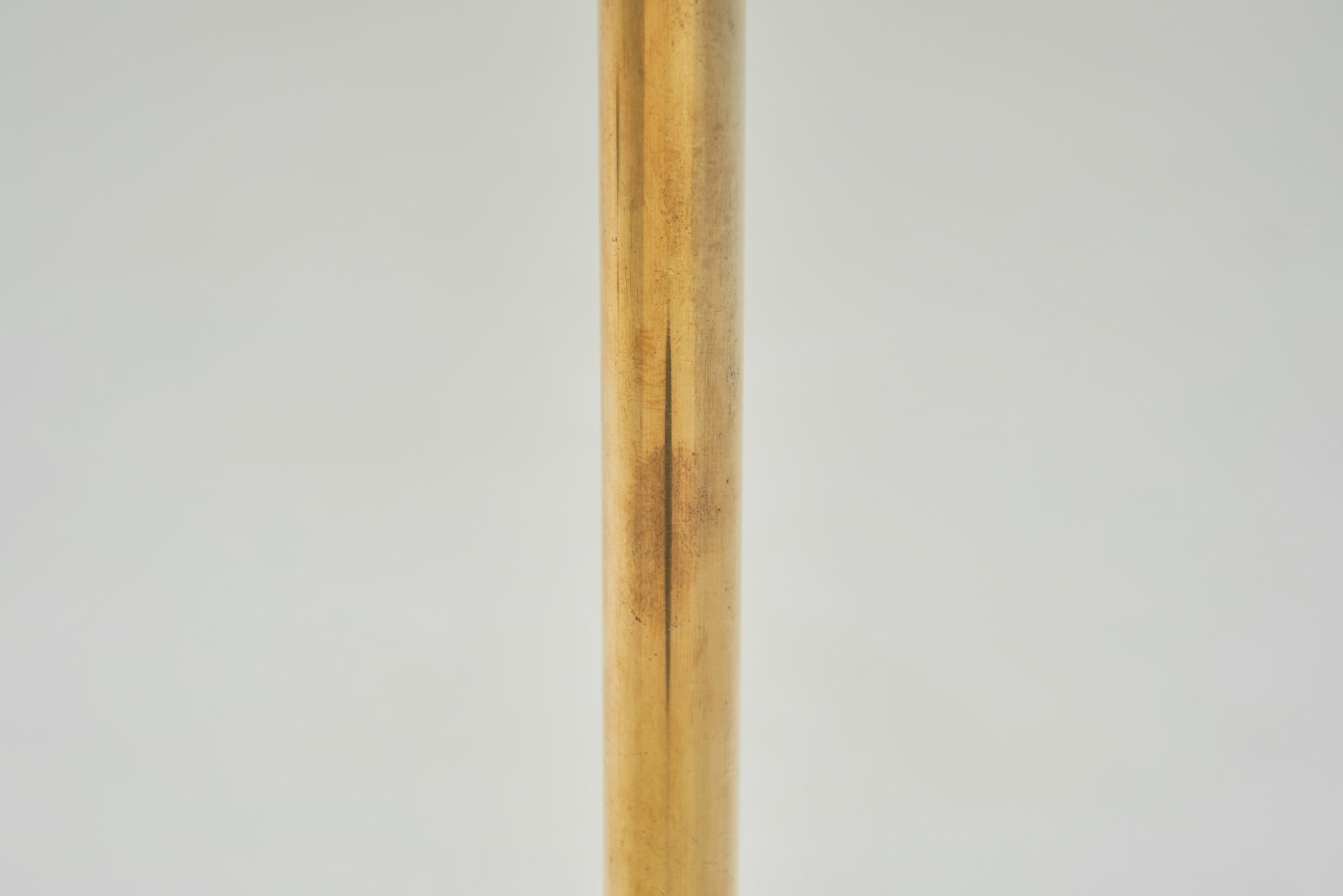 Lampada da terra moderna in ottone e Wood, Europa, metà del XX secolo in vendita 9
