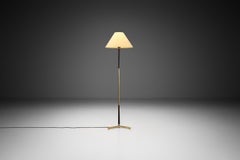 Mid-Century Modern Brass and Wood Floor Lamp, Europe Mid-20th Century