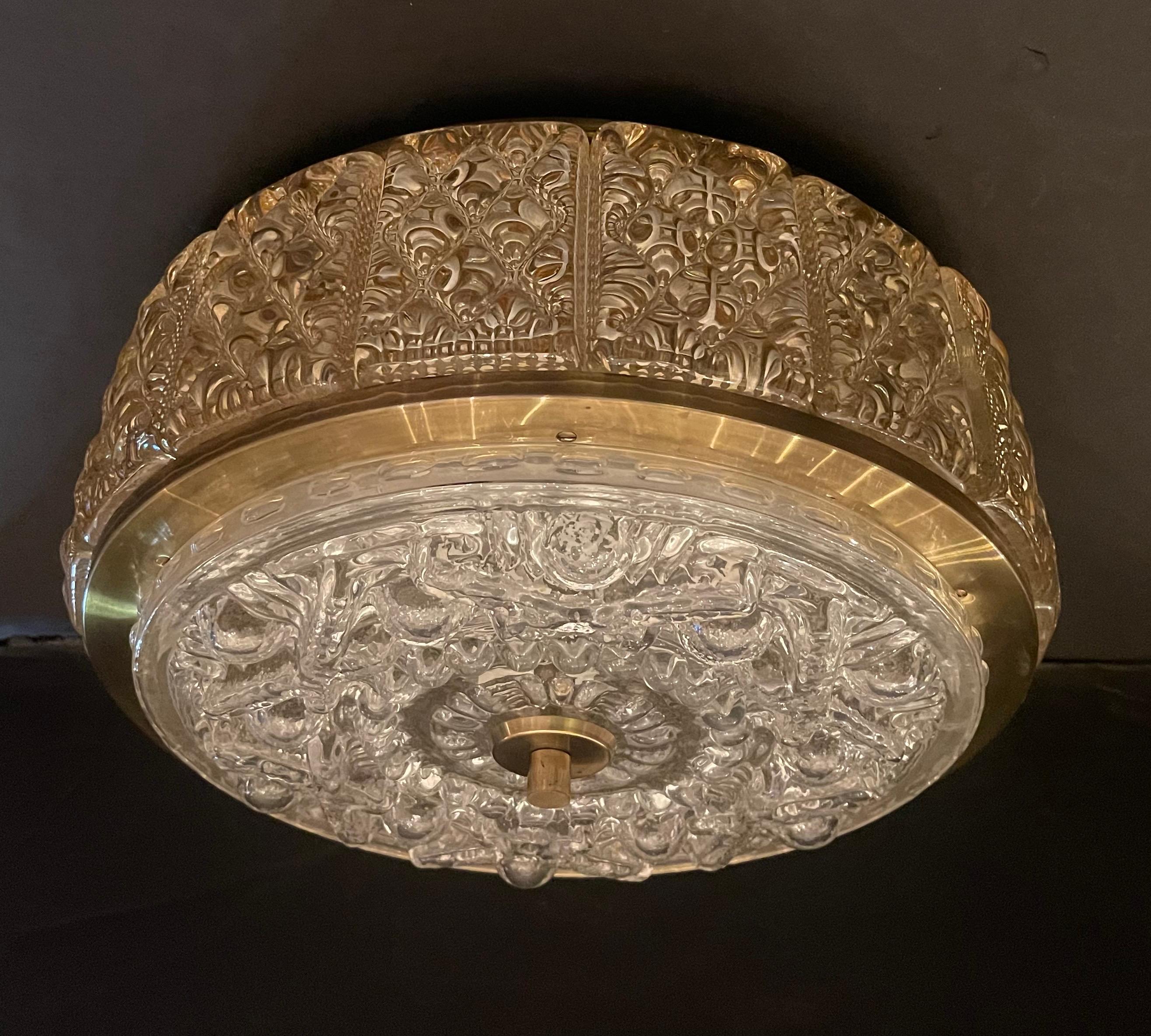20ième siècle Luminaire encastré moderne en laiton et verre d'art Carl Fagerlund Orrefors en vente