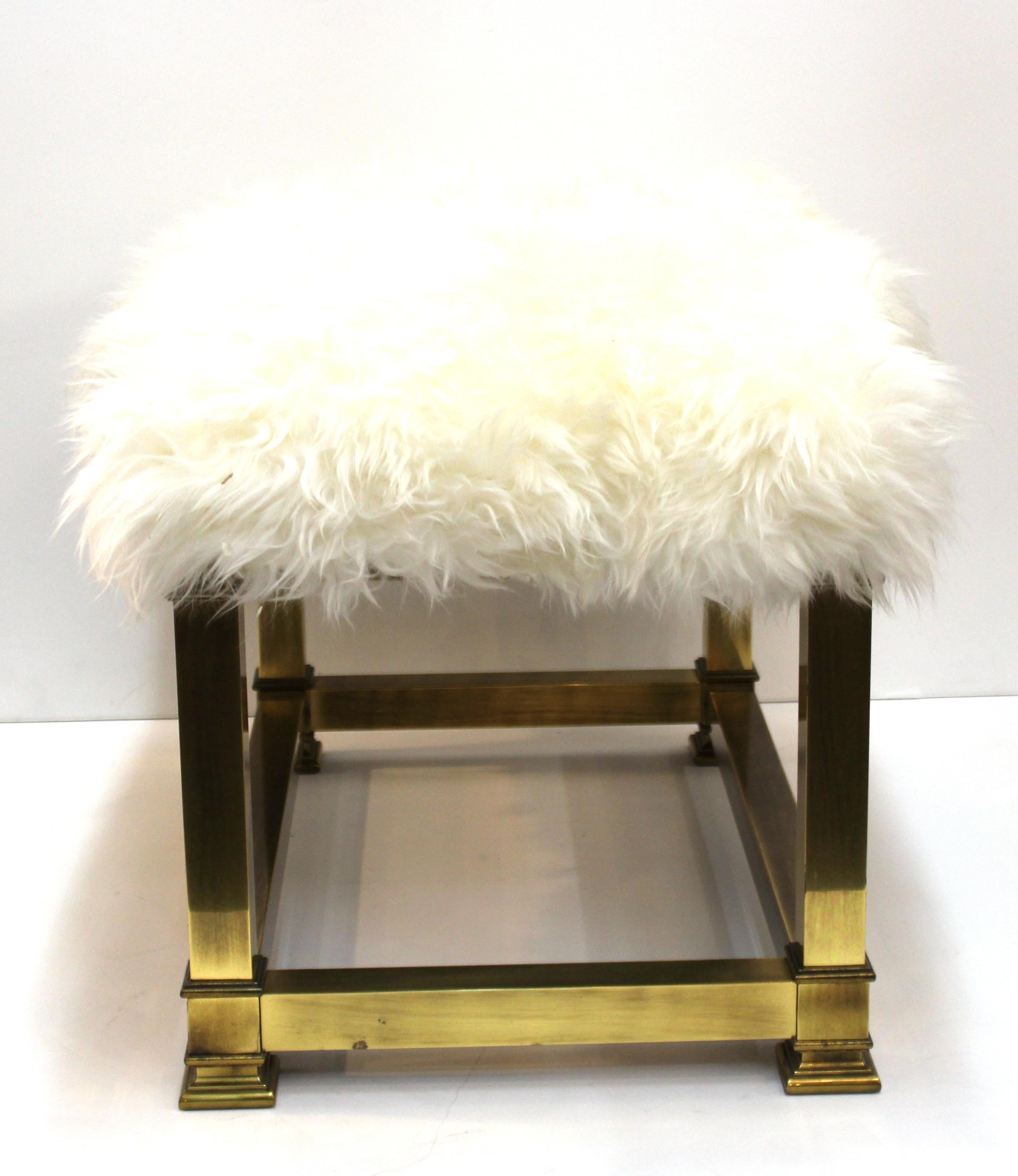 Mid-Century Modern Brass Bench with Sheepskin Upholstery In Good Condition In New York, NY