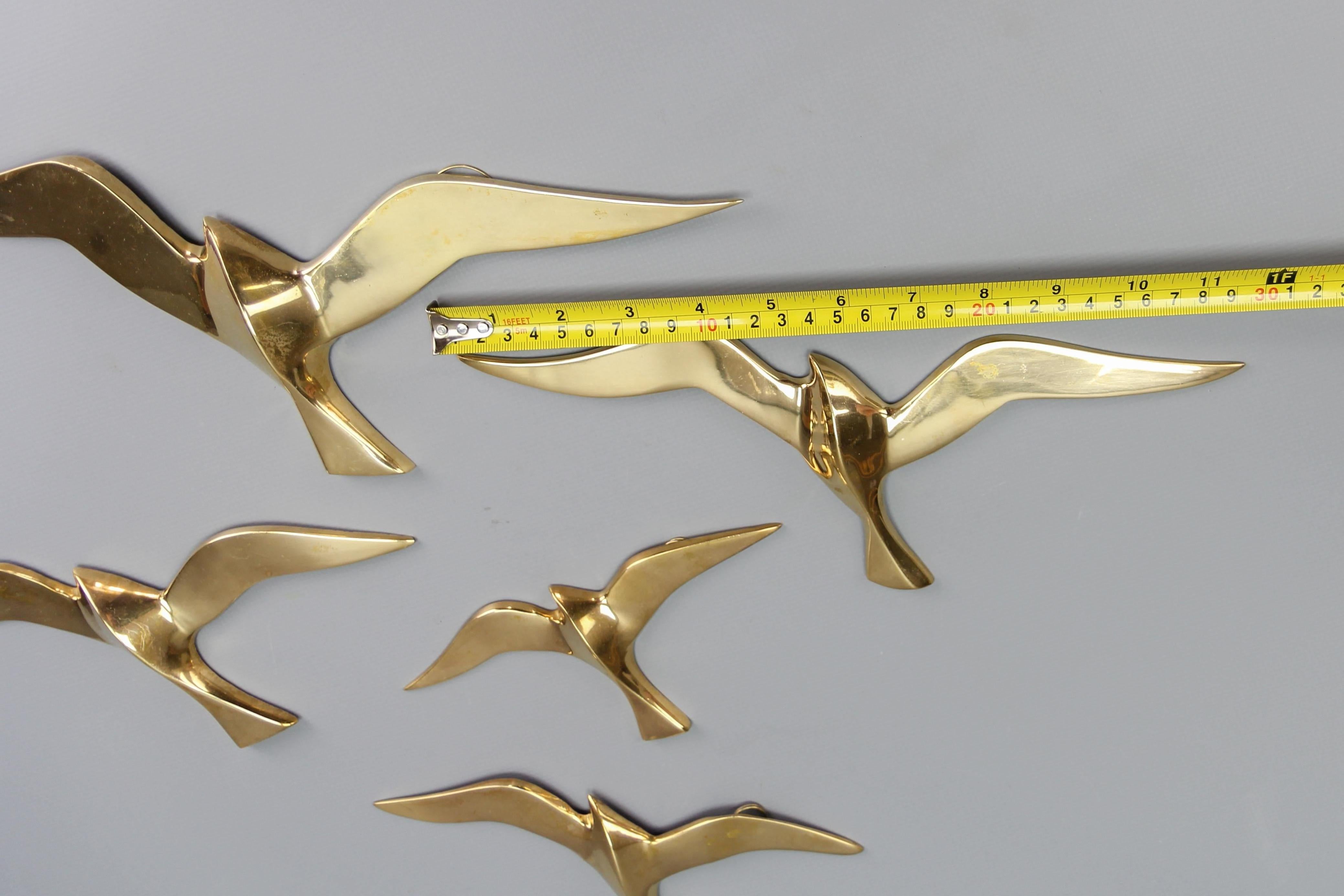 Mid-Century Modern Brass Bird Wall-Mounted Figures, Set of Five For Sale 7