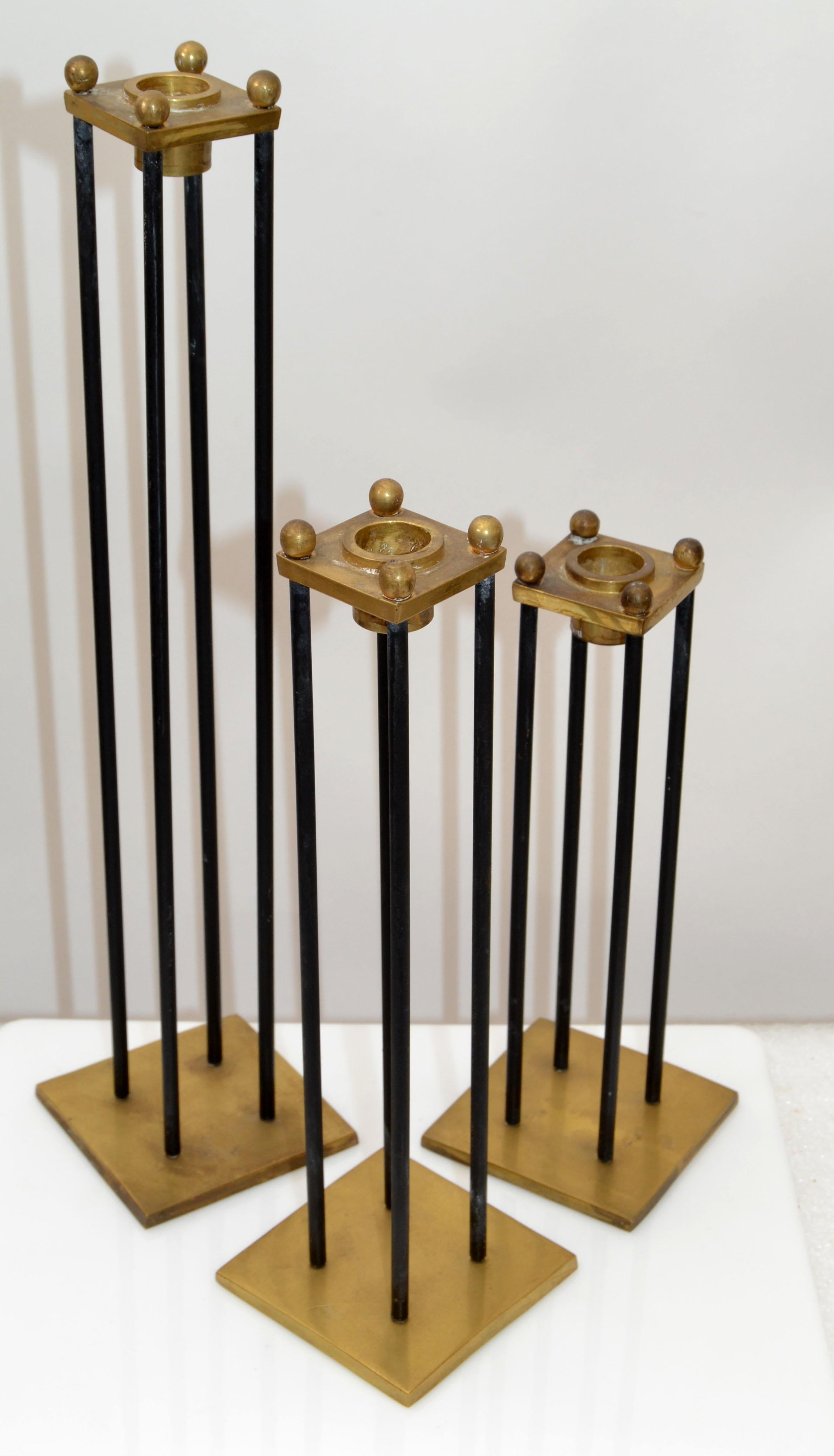 American Mid-Century Modern Brass & Black Enamel Candle Holders, Candlesticks, Set of 3  For Sale