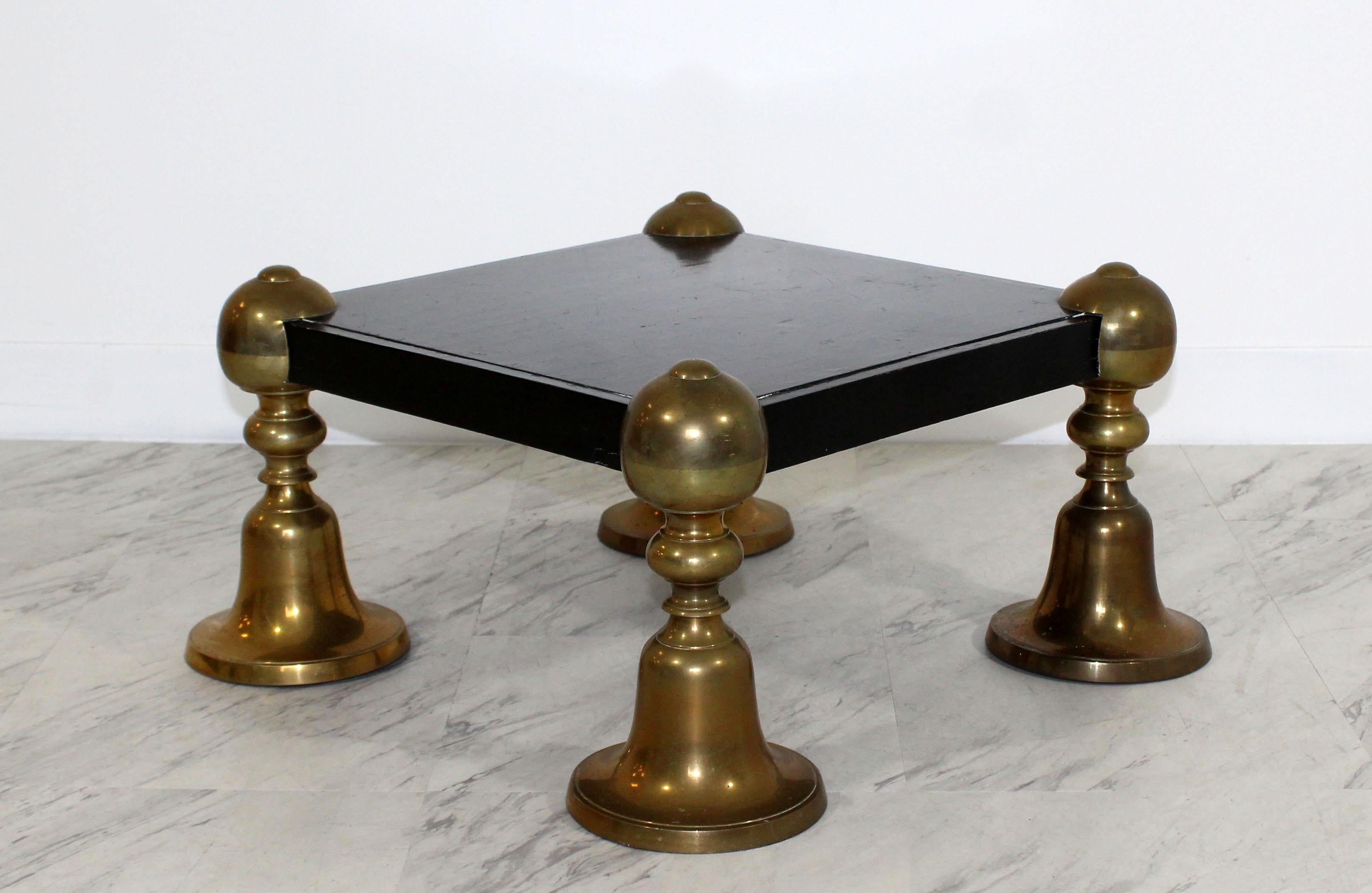 Mid-Century Modern Brass Black Lacquer Wood Pedestal Table Parzinger Style 1960s (amerikanisch)