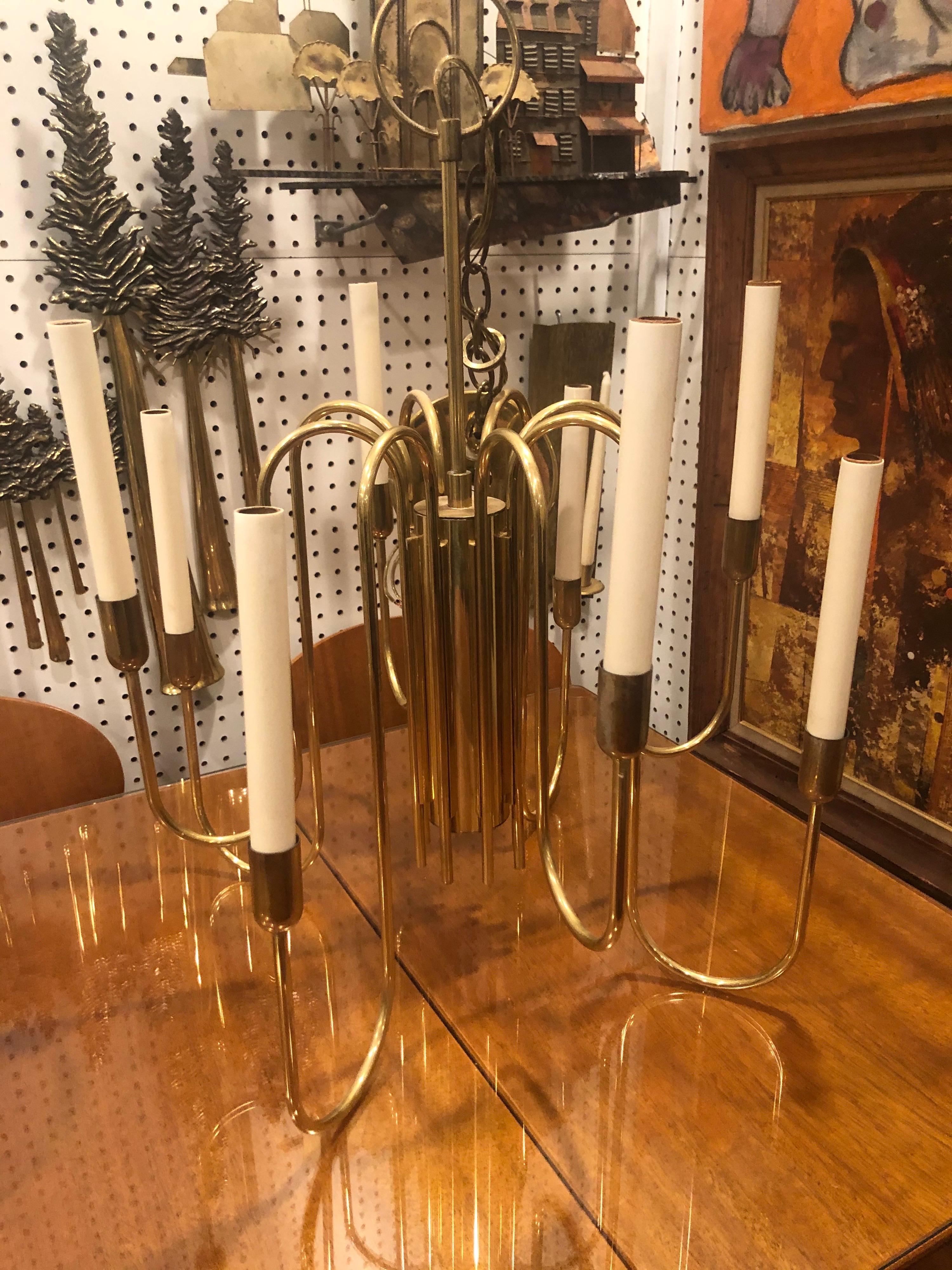 Mid-Century Modern Brass Chandelier Attributed to Tommi Parzinger For Sale 10