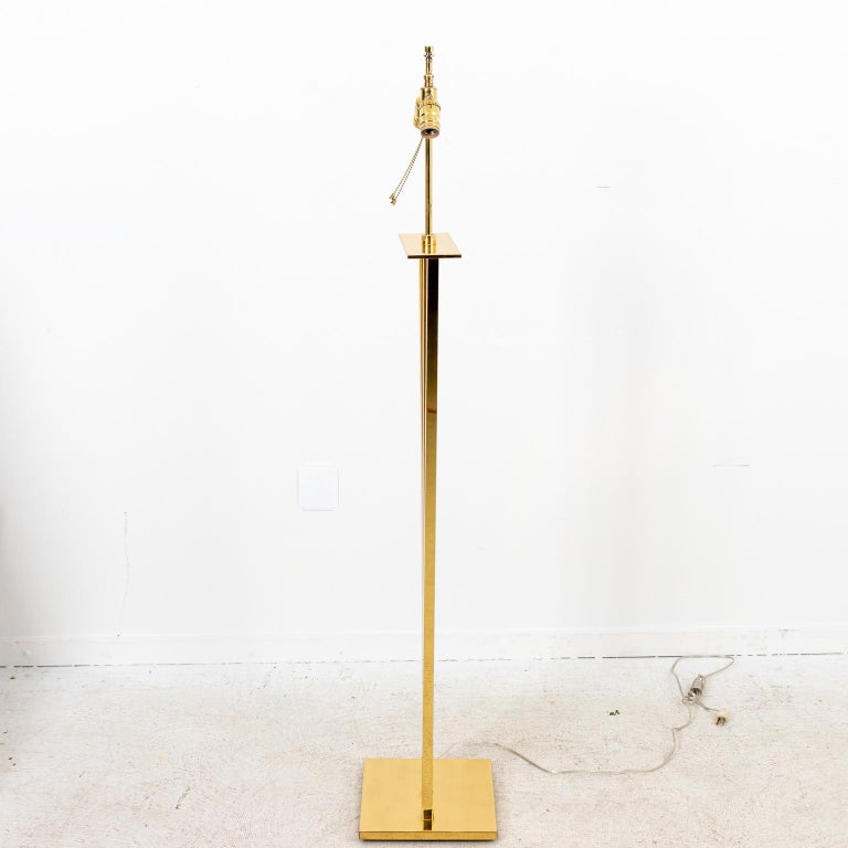 Mid-Century Modern Brass Column Floor Lamp For Sale at 1stDibs