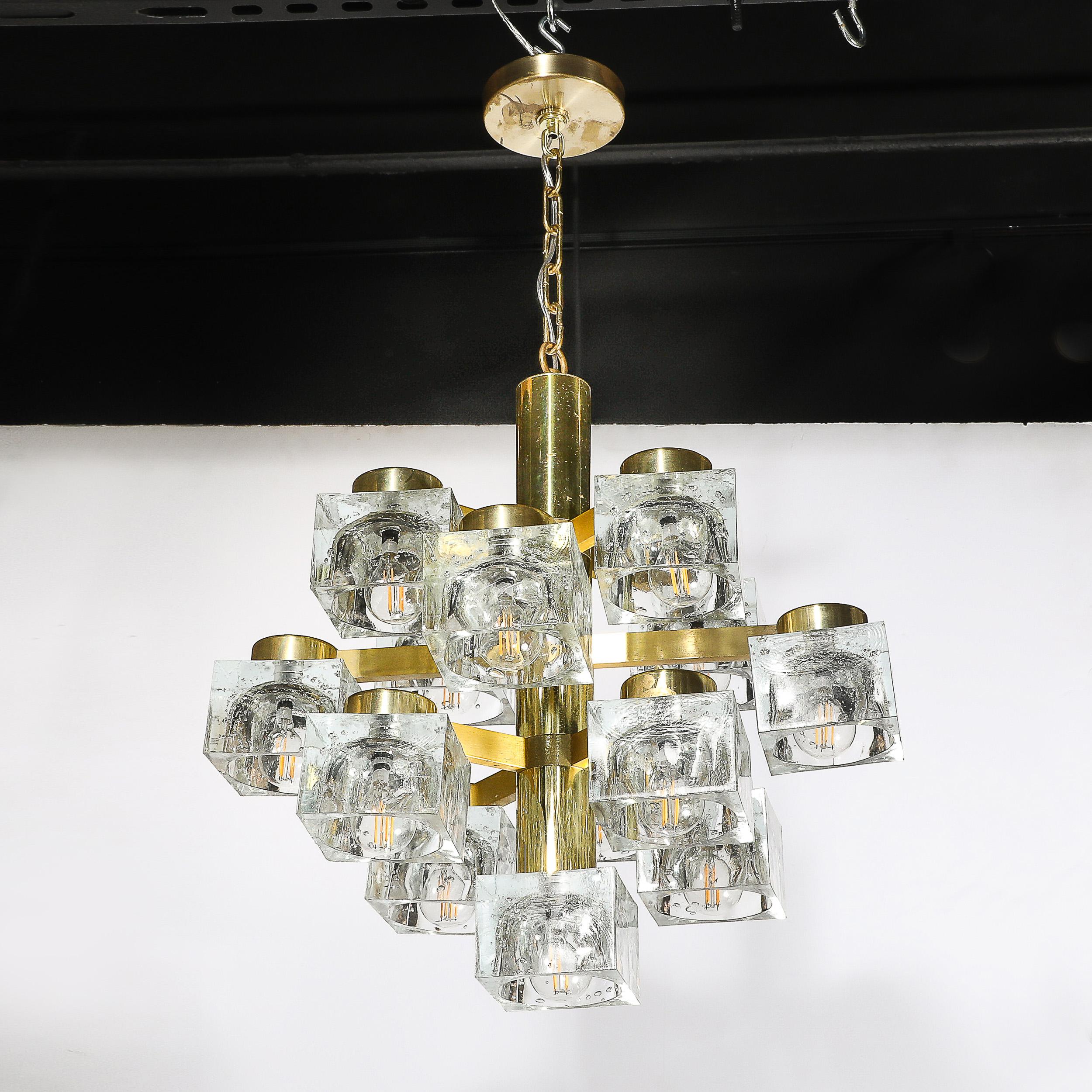 Ottone Lampadario moderno di metà secolo in ottone e vetro a cubetti di Sciolari in vendita