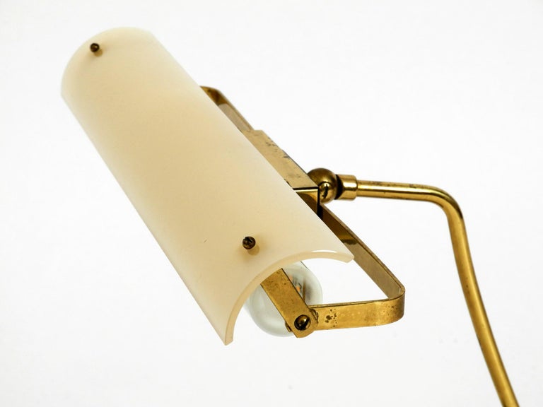 Mid-Century Modern Brass Desk Lamp with a Plexiglass Shade and Plug-in Bulb For Sale 3
