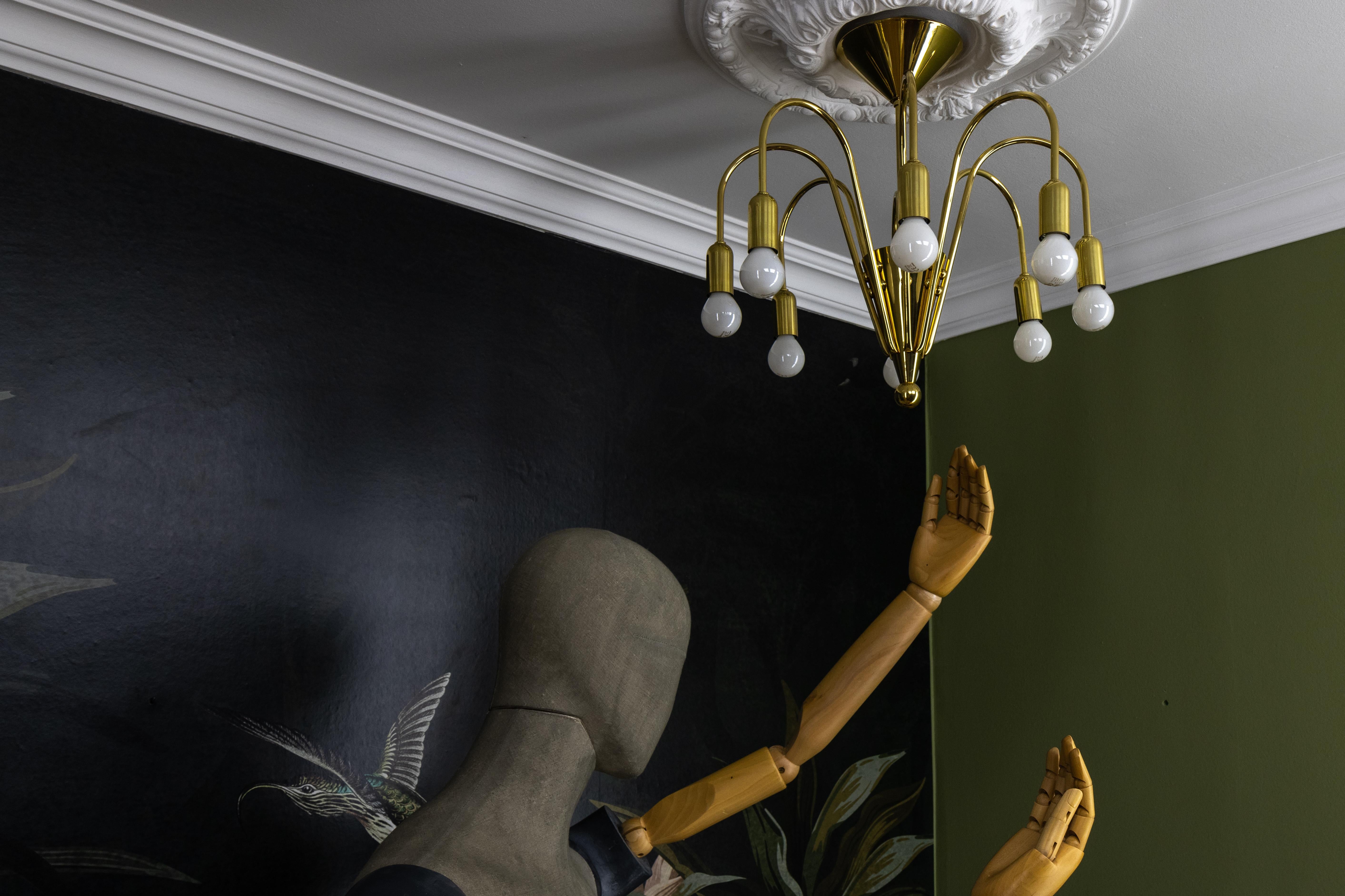 Mid-Century Modern Brass Eight-Light Sputnik Chandelier by TZ Leuchten, Germany For Sale 7