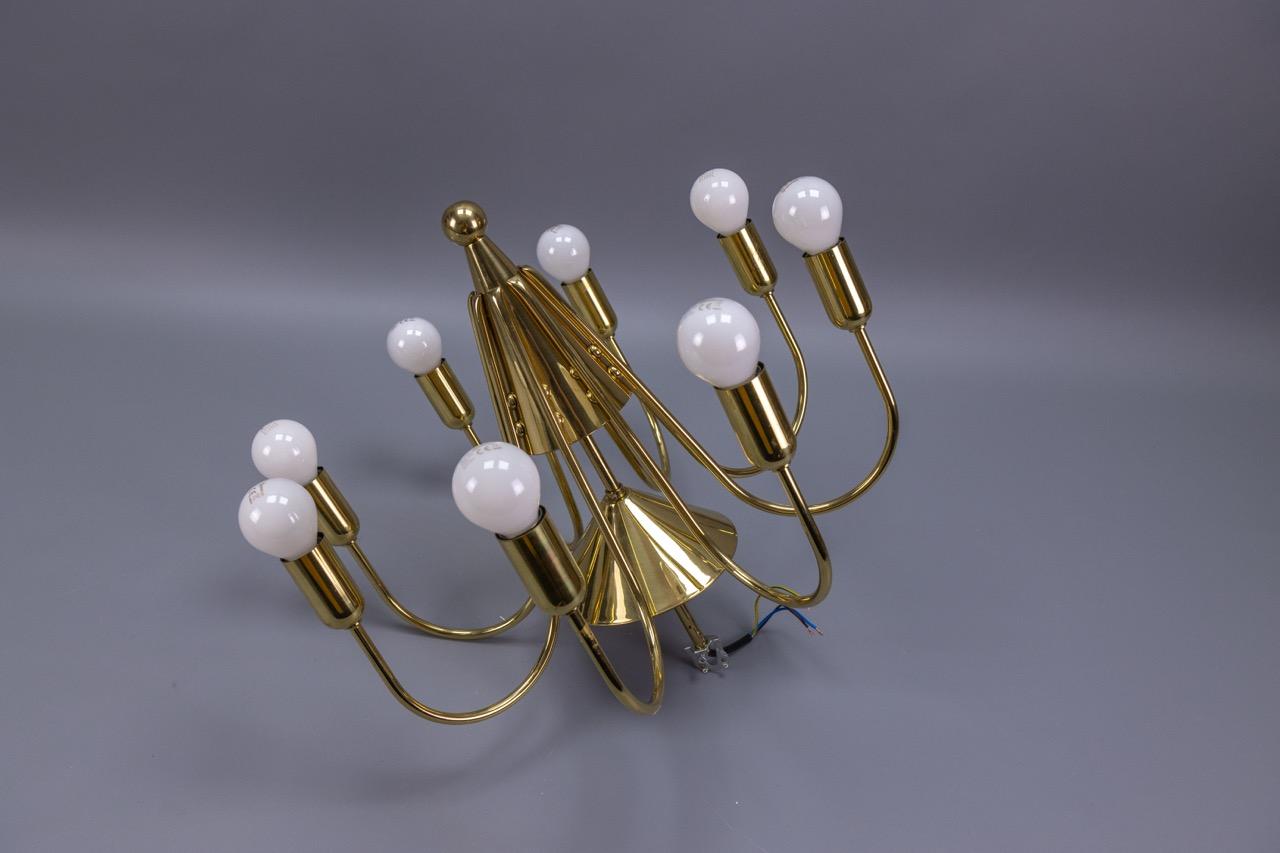 Mid-Century Modern Brass Eight-Light Sputnik Chandelier by TZ Leuchten, Germany For Sale 14