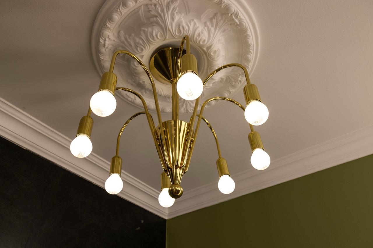 Late 20th Century Mid-Century Modern Brass Eight-Light Sputnik Chandelier by TZ Leuchten, Germany For Sale