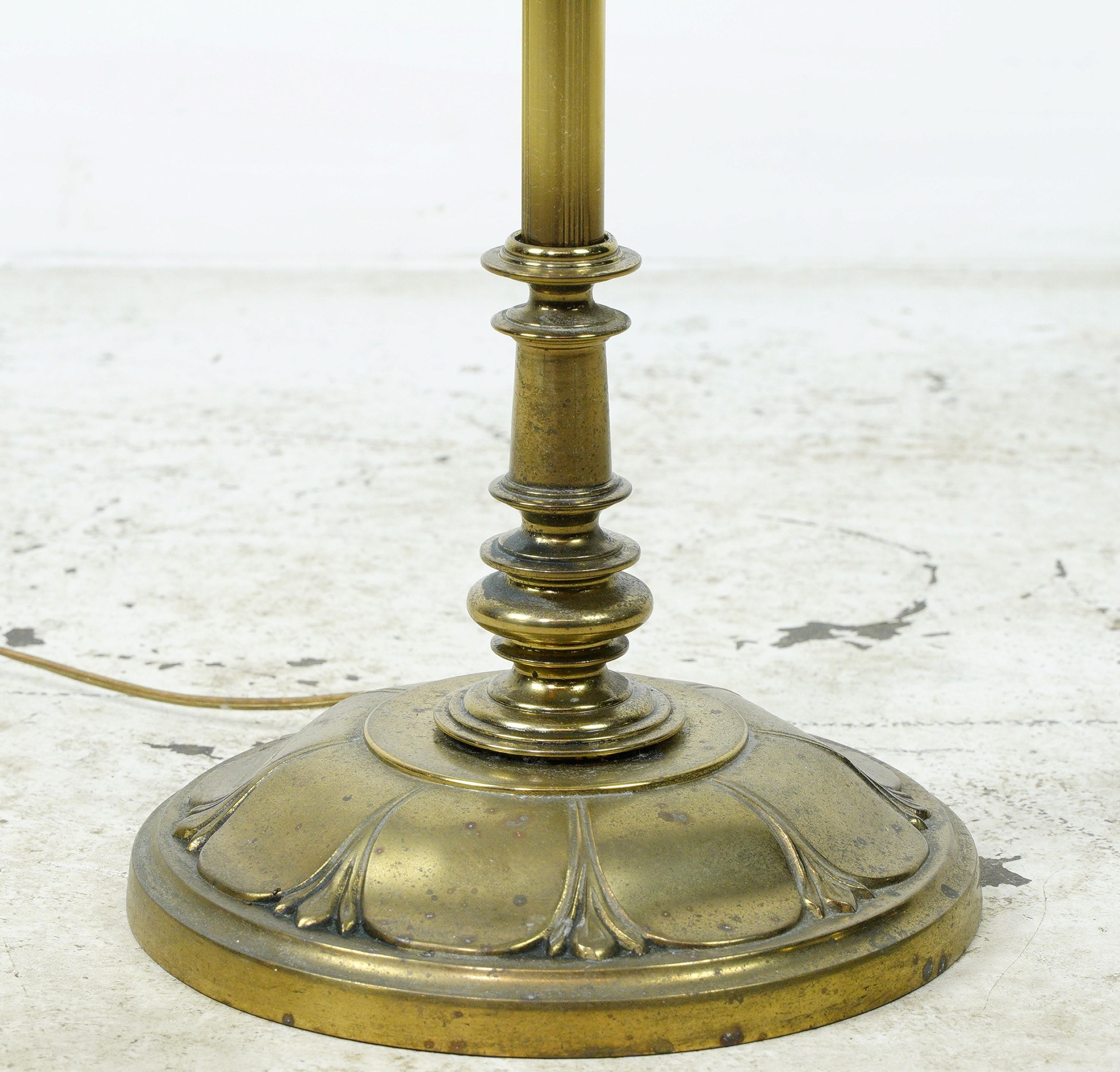 Mid-Century Modern Brass Finish Floor Lamp Glass Tabletop 2