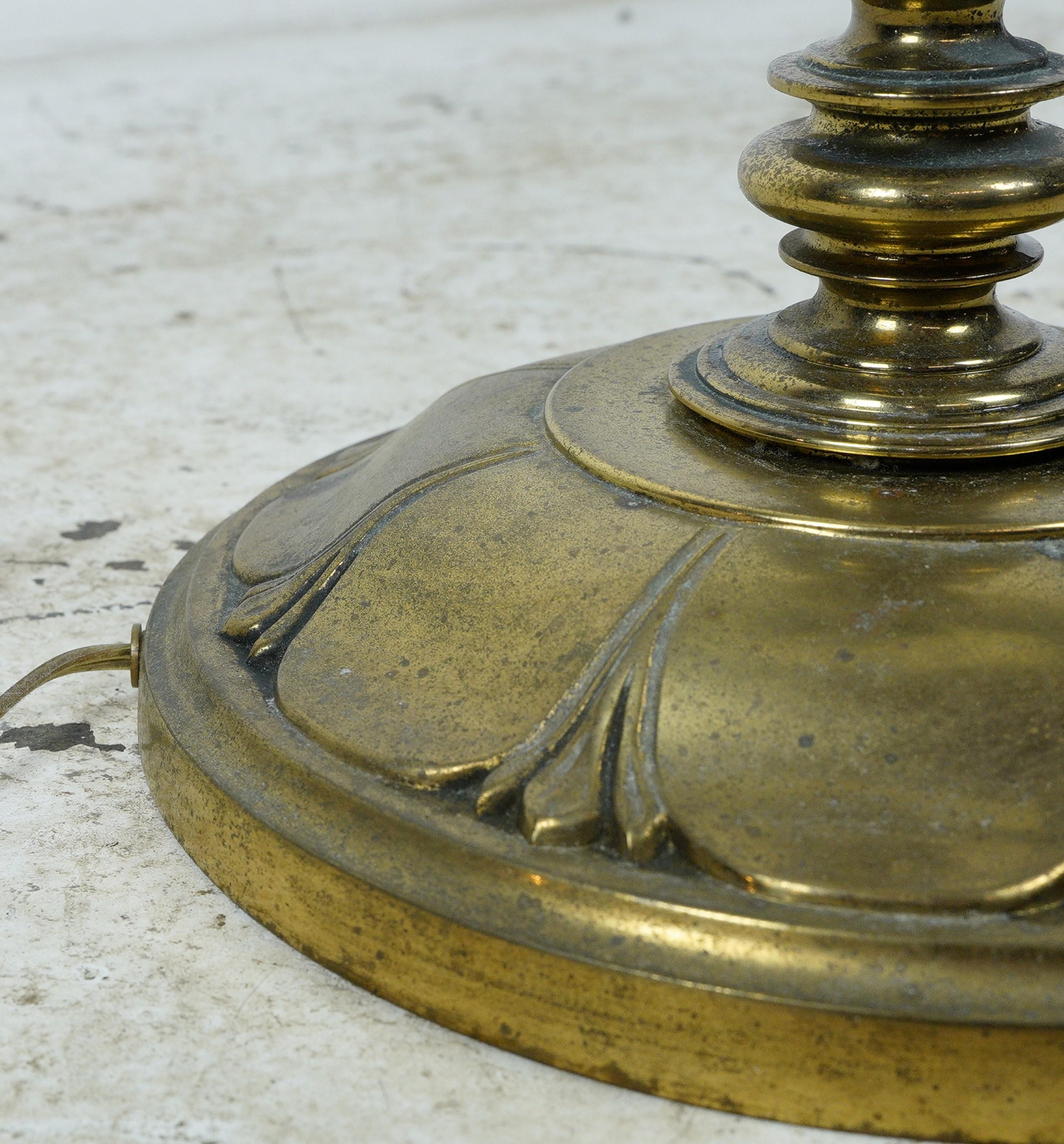 Mid-Century Modern Brass Finish Floor Lamp Glass Tabletop 3