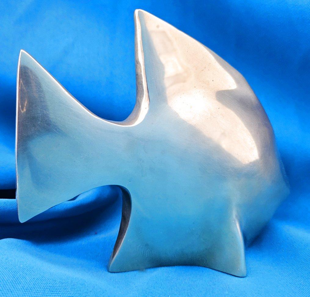 20th Century Mid-Century Modern Brass Fish Sculpture in the style of Andre Bloc For Sale