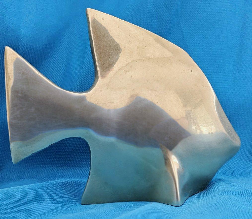 Mid-Century Modern Brass Fish Sculpture in the style of Andre Bloc For Sale 2