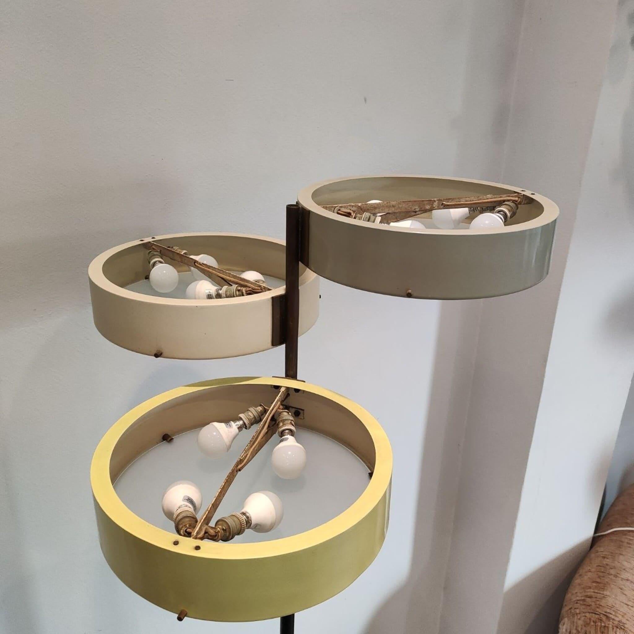 Mid-20th Century Mid-century modern brass floor lamp by Bruno Gatta for Stilnovo, Italy, 1950s For Sale