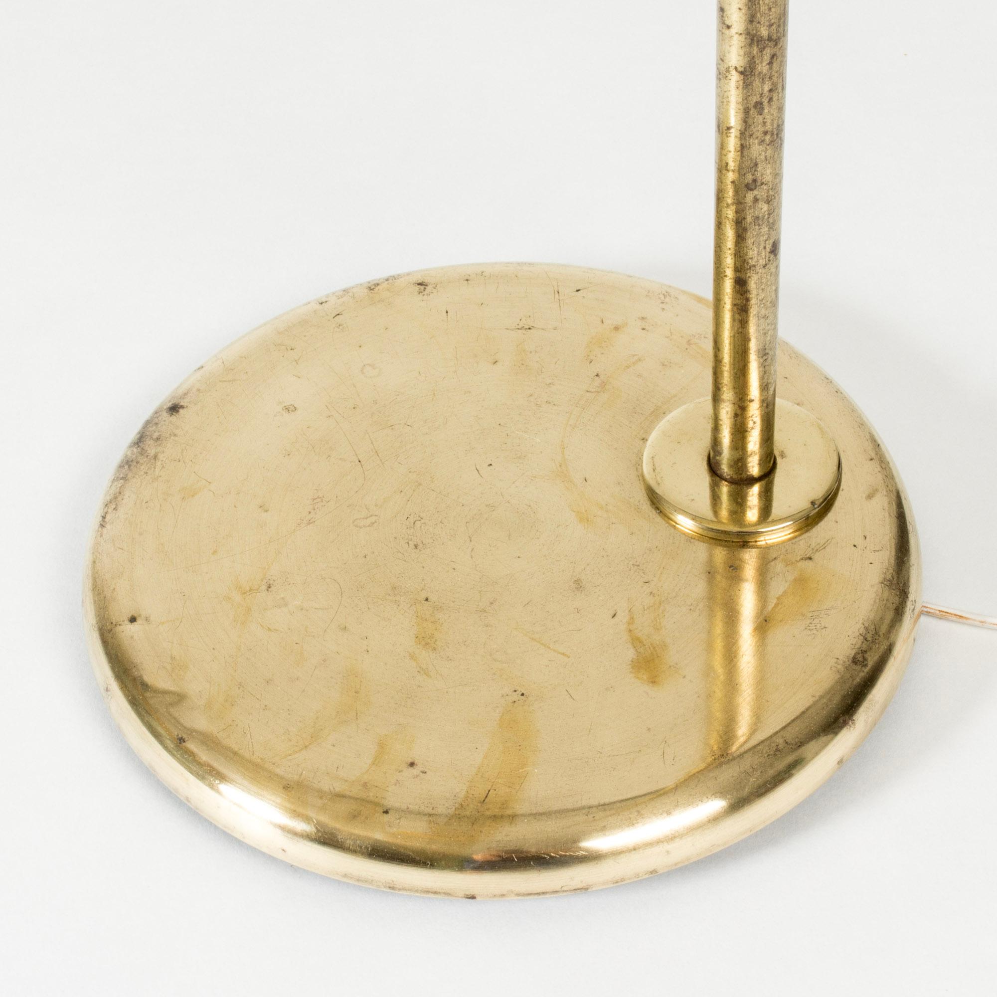 Lampadaire en laiton The Moderns de Böhlmarks, Suède, années 1940 en vente 1