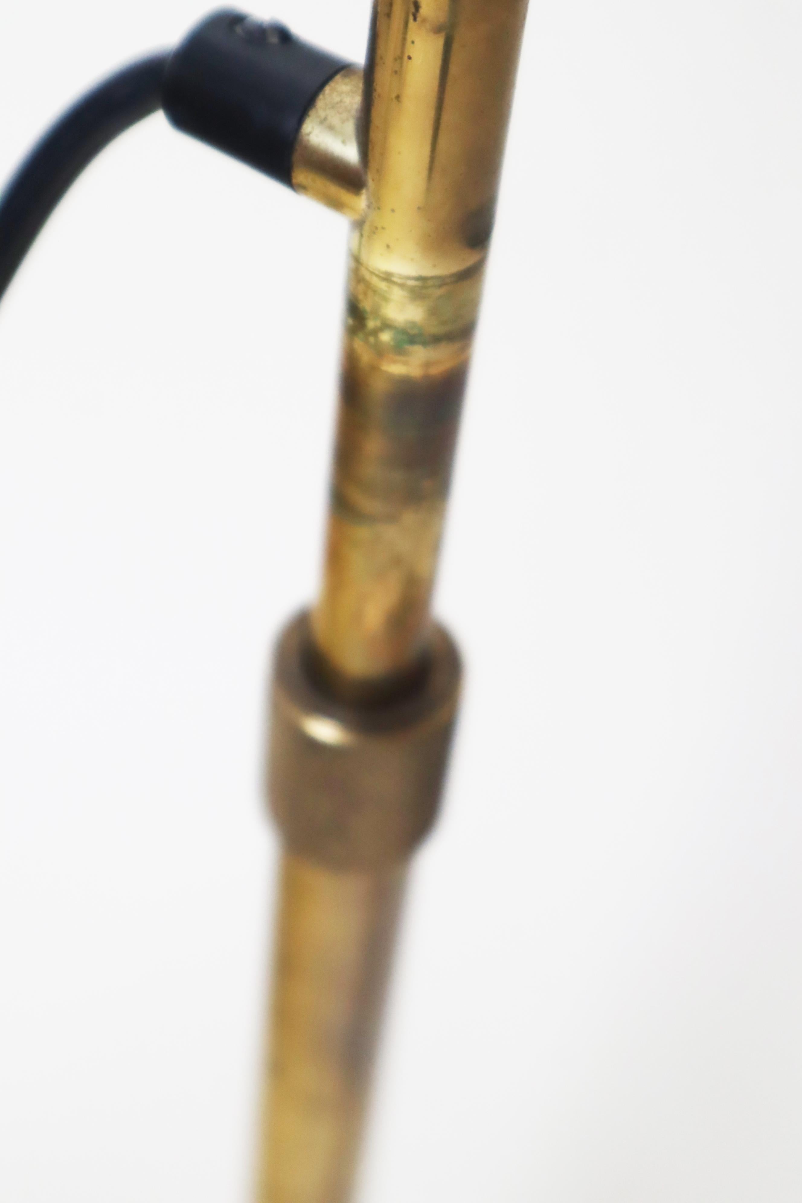 Mid-Century Modern Brass Floor Lamp Swivel For Sale 2