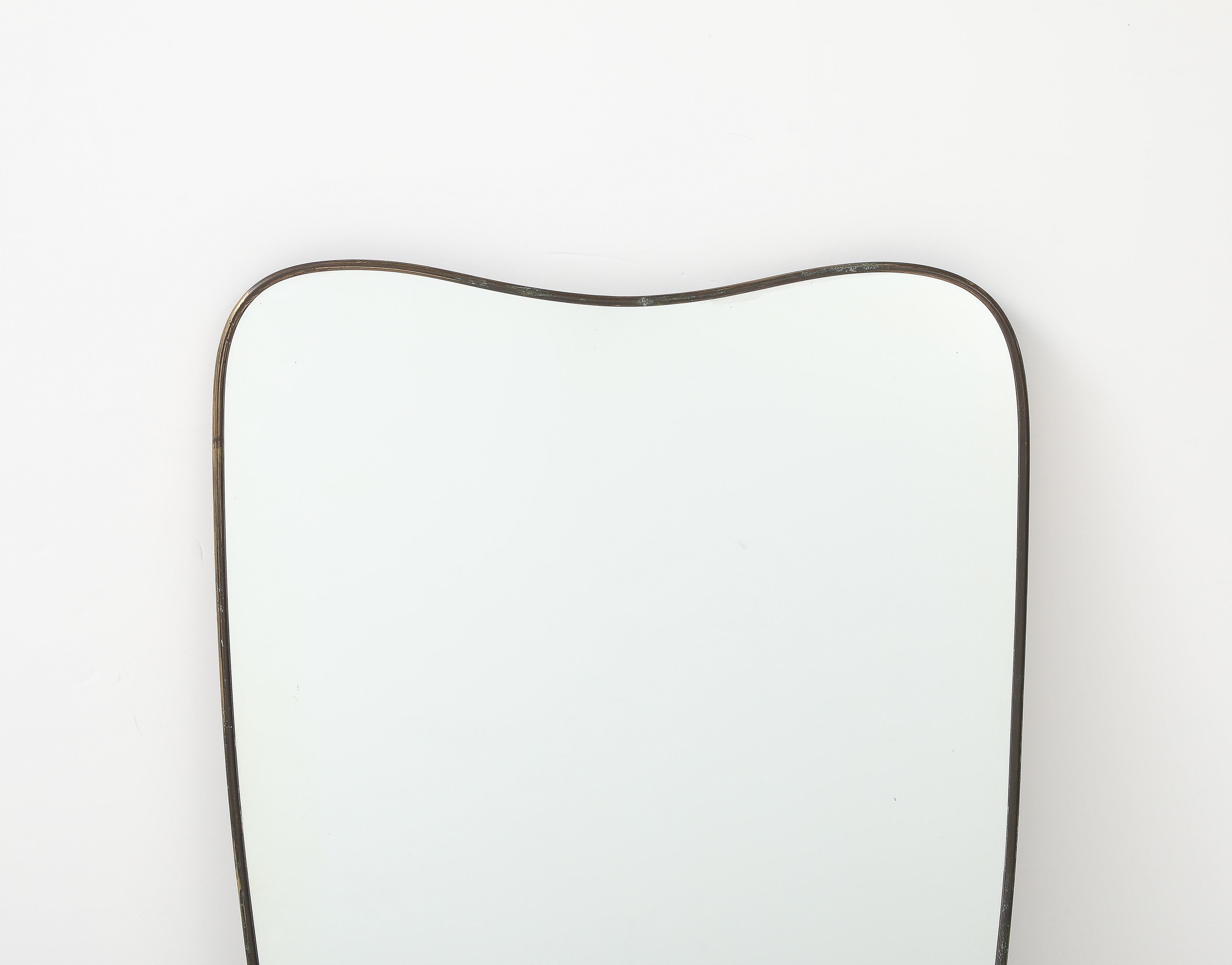 Miroir à encadrement en laiton, Italie, 1950, The Moderns en vente 2