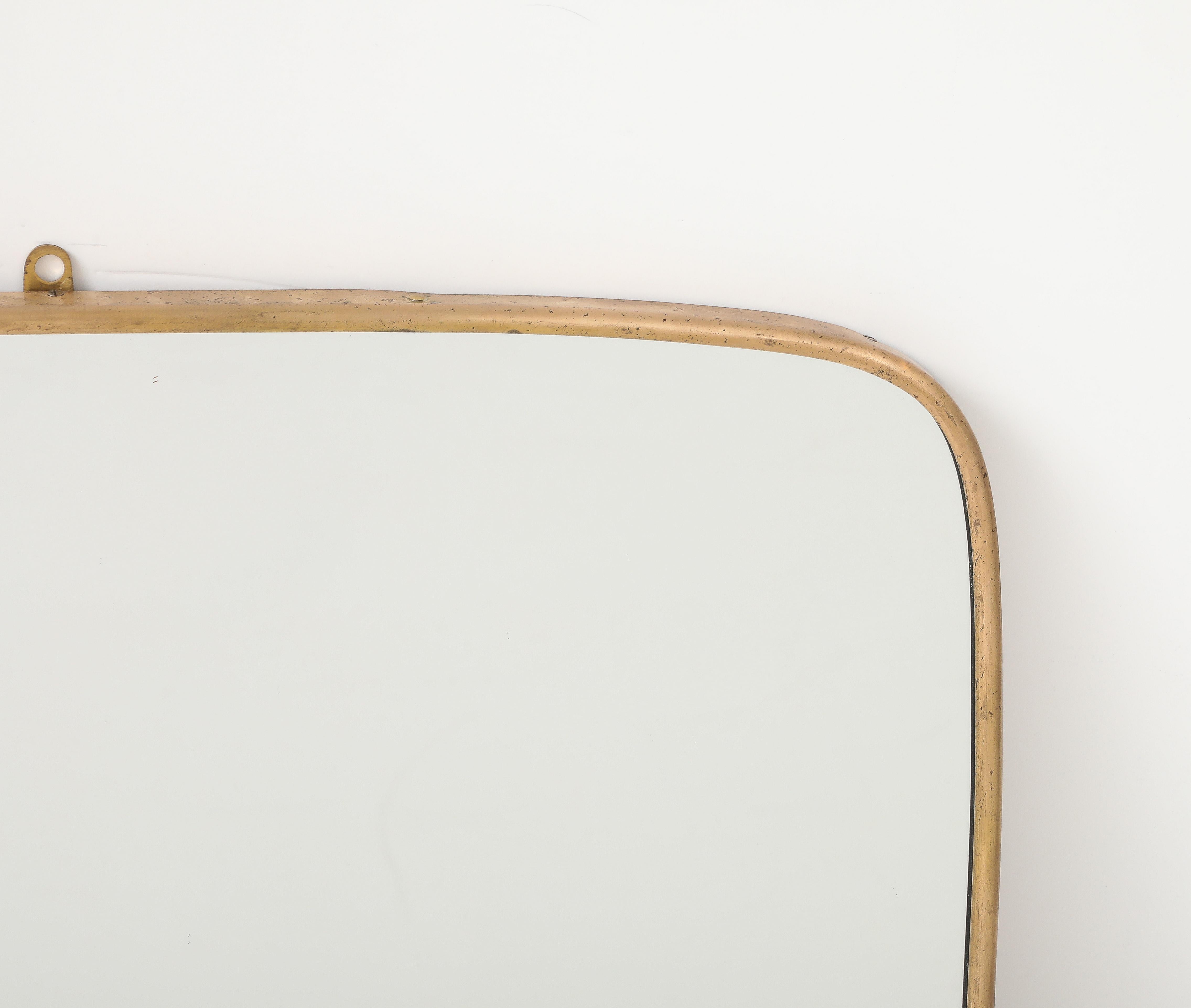 Specchio con cornice in ottone del Mid Century Modern, Italia, anni '50 in vendita 3