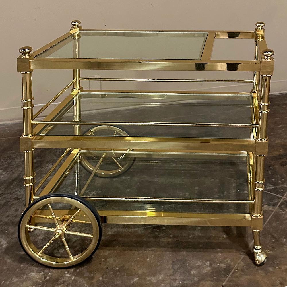 Mid-Century Modern Brass & Glass Bar Cart In Good Condition For Sale In Dallas, TX