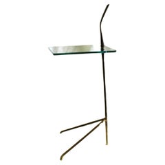 Modernes du milieu du siècle  Laiton, verre  Table d'appoint